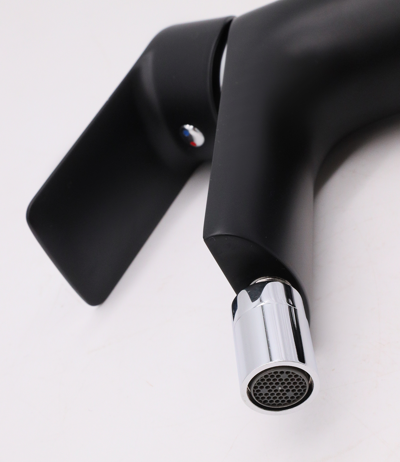 21051-C Смеситель для биде (чер.+хром) "GANZER"  (10/1шт) Л/К