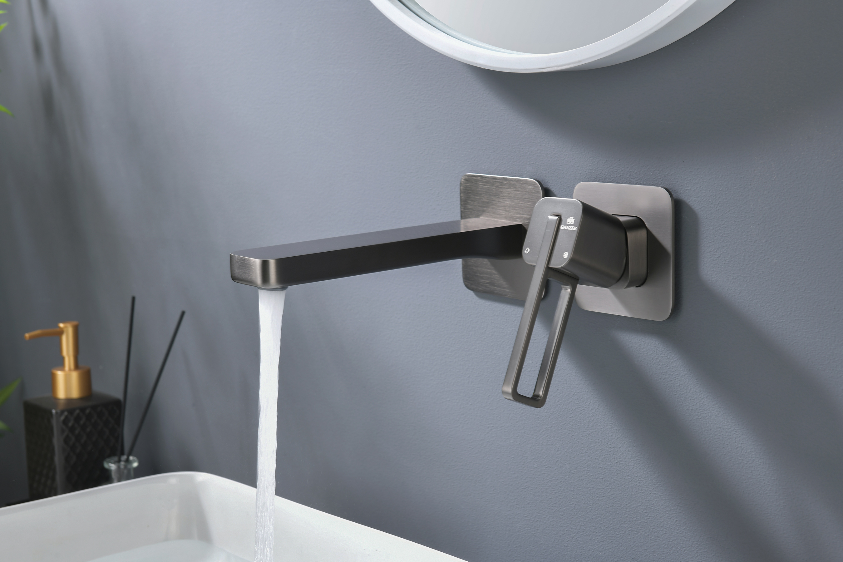 12144-Q Встроенный смес для рак. (ГРАФИТ) GANZER  (10/1шт)