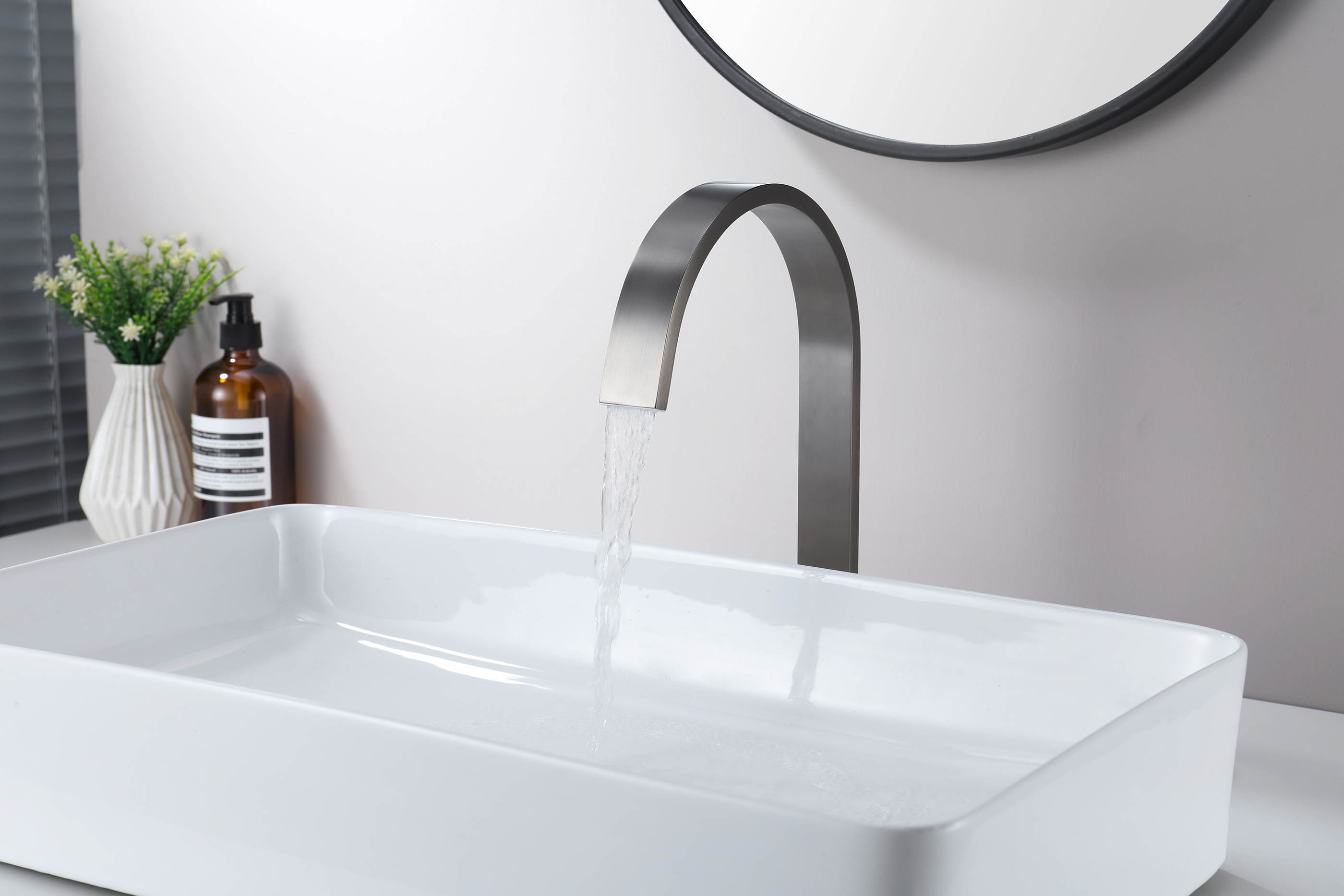 01112-Q Смеситель на борт раковины (2-отв,ГРАФИТ)  GANZER (10/1шт)