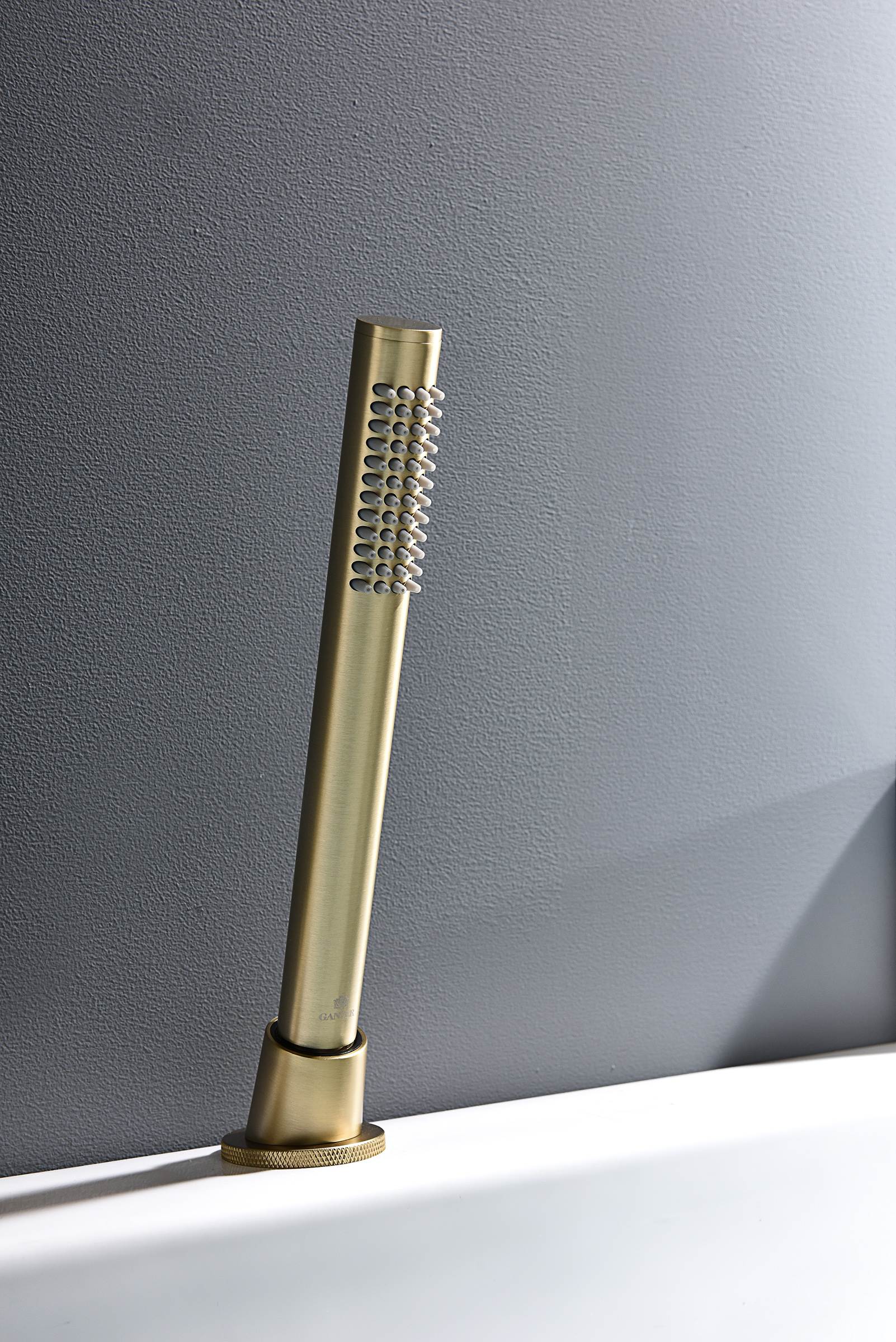 19133-S Смеситель на борт ванны (4-отв,Мат. Золото)  GANZER (6/1шт)