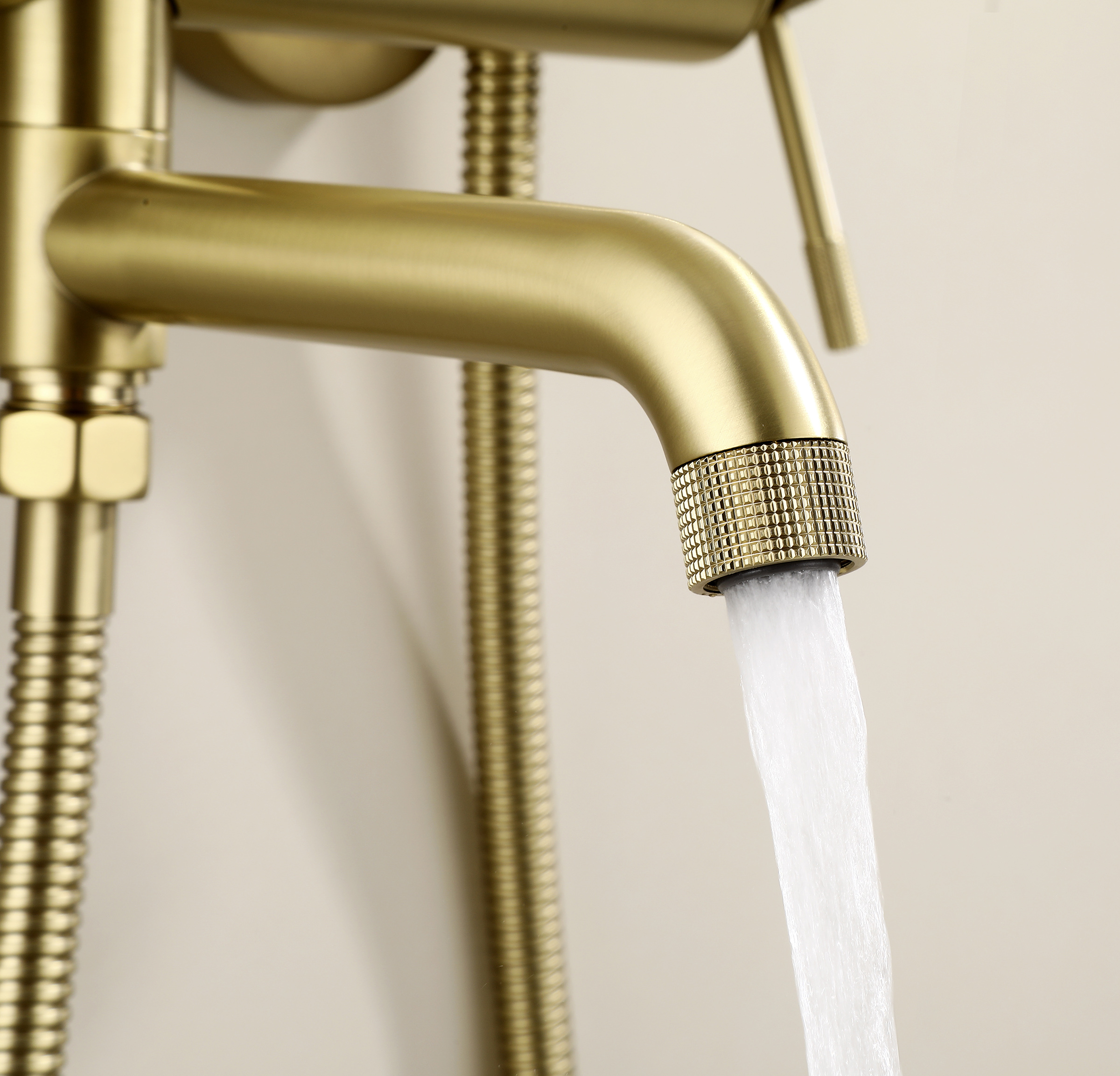 33098-D Однорукий душевой релинг (Мат. Золото)  HansenPRO  (5/1шт)