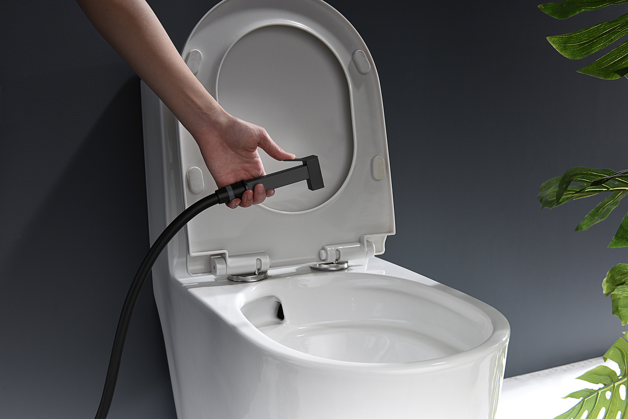 05157-C Смеситель встраиваемый с ГИГ. душом (ЧЕРНЫЙ) GANZER (10/1шт)