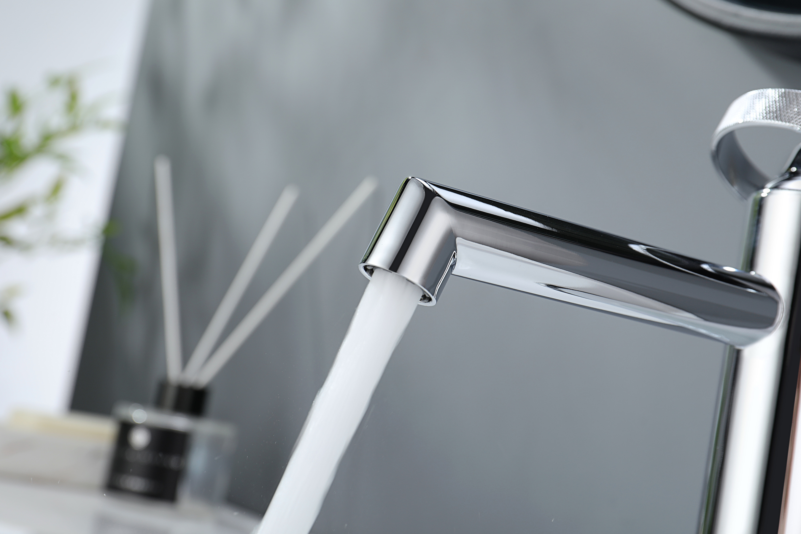 19111 Смеситель од. для раковины (ХРОМ) GANZER (10/1шт)