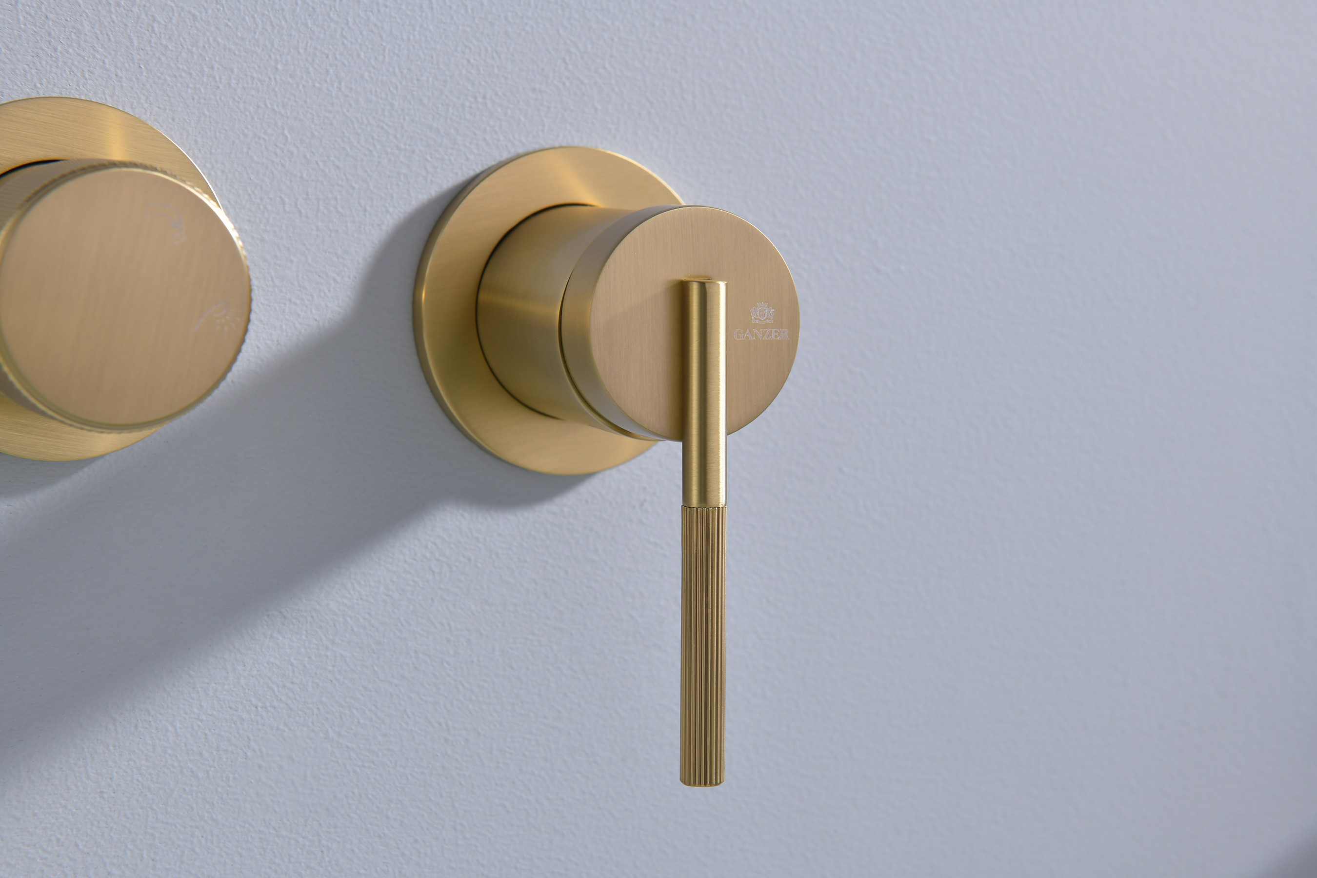 19134-S Встроенный смес. для ванны  (Мат. Золото) GANZER  (6/1шт)