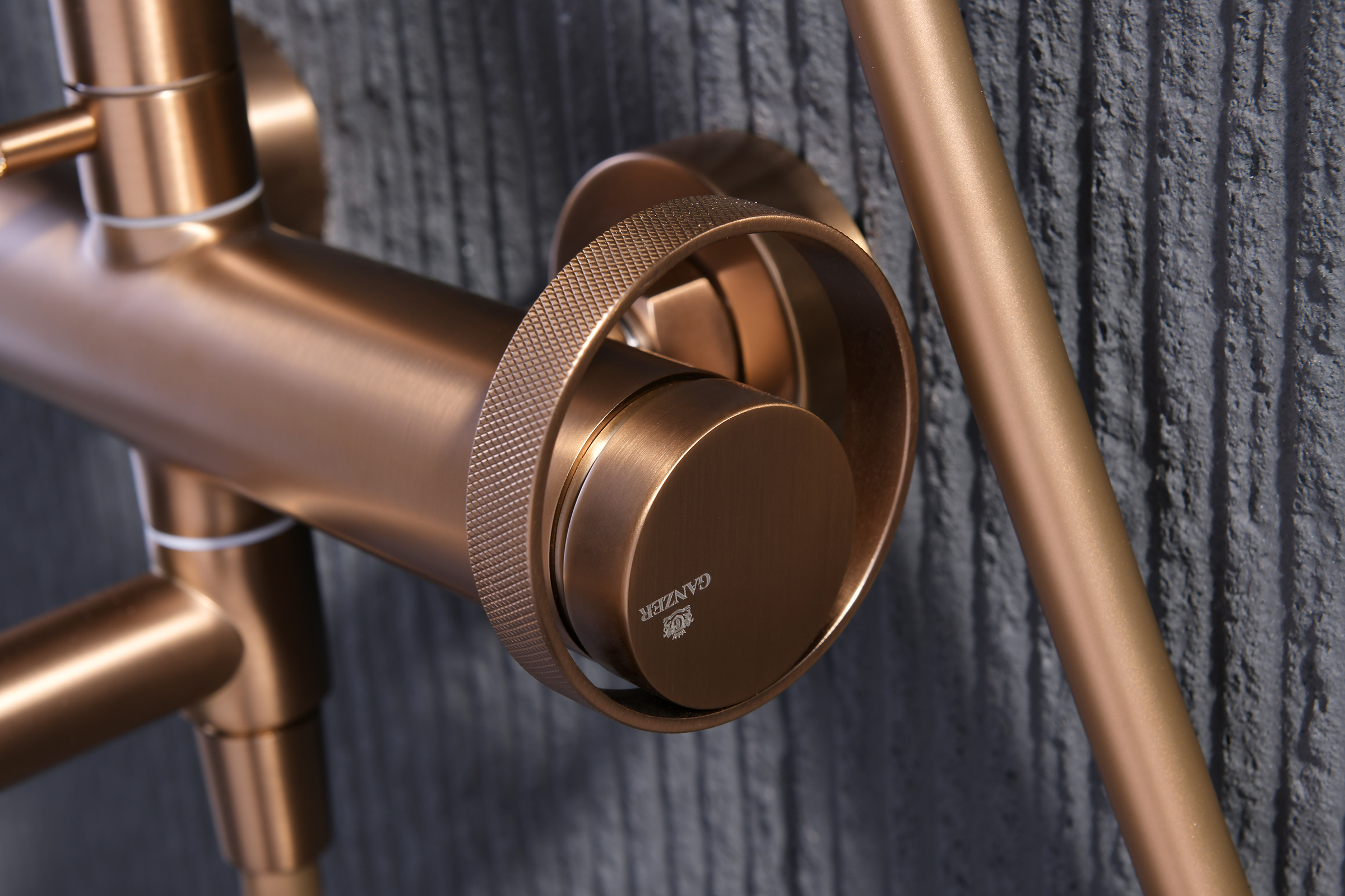 19162-R Душевая система (Роз. Золото) GANZER (5/1шт)