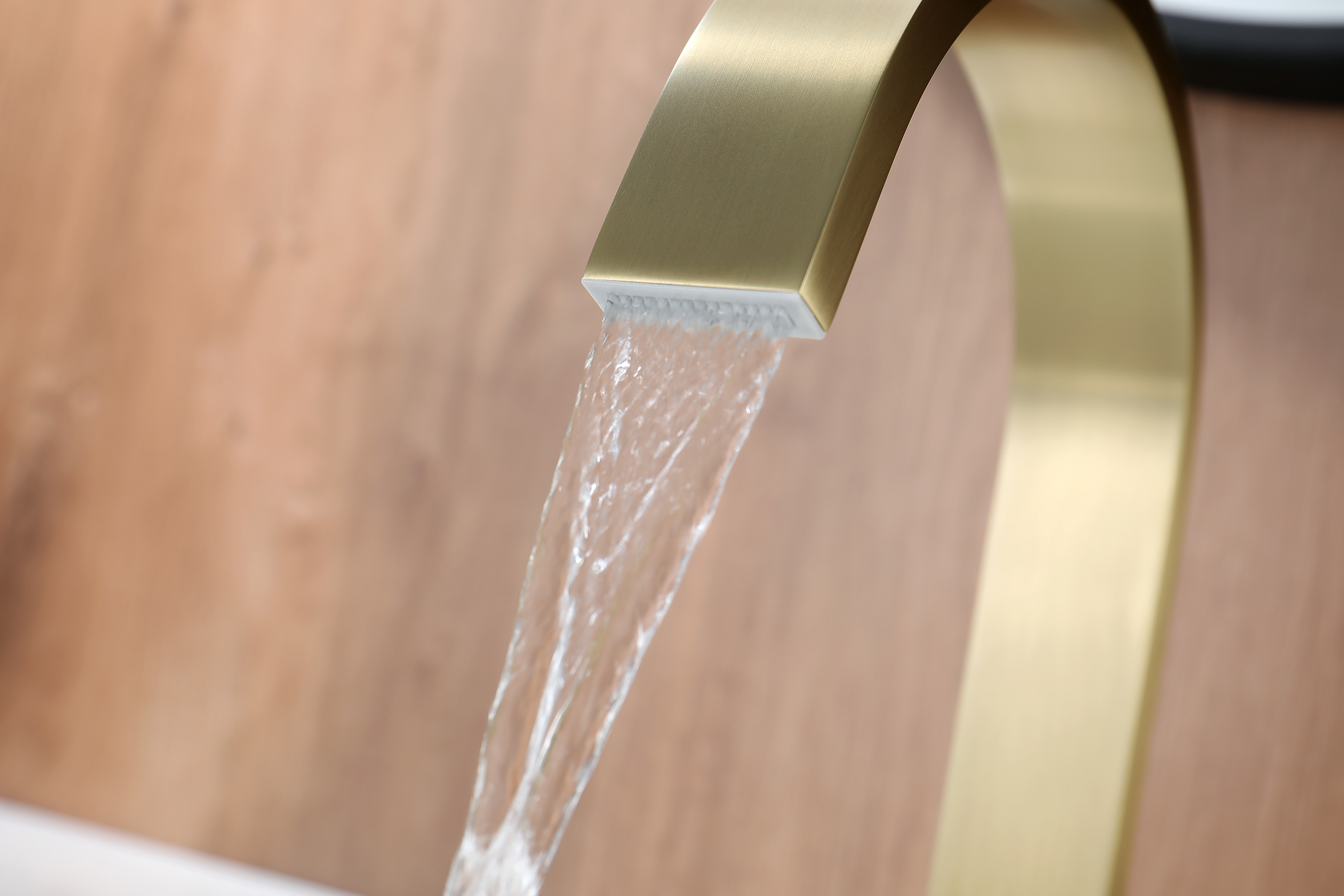 01111-S Смеситель на борт раковины (2-отв,Мат. Золото)  GANZER (10/1шт)