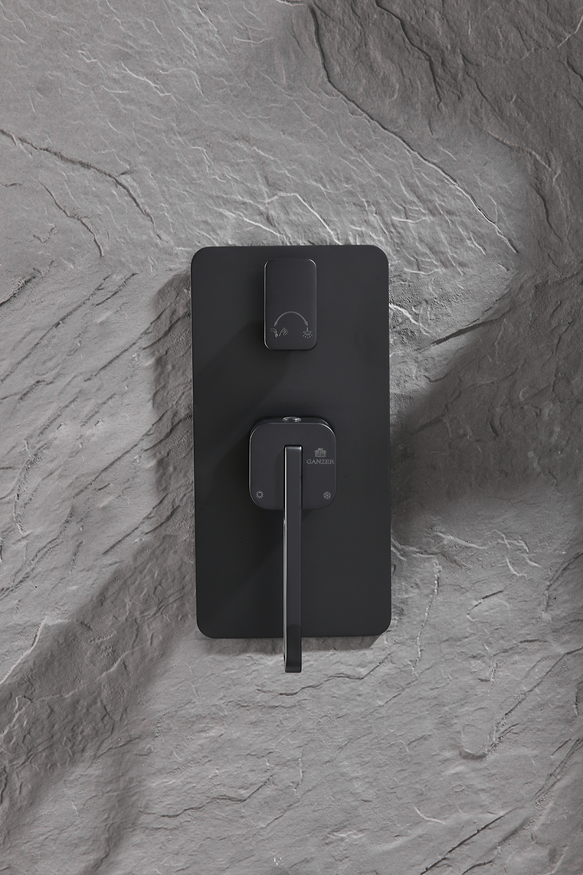 12165-C Смеситель встраиваемый для душа с 3-функ. (ЧЕРНЫЙ) GANZER (6/1шт)