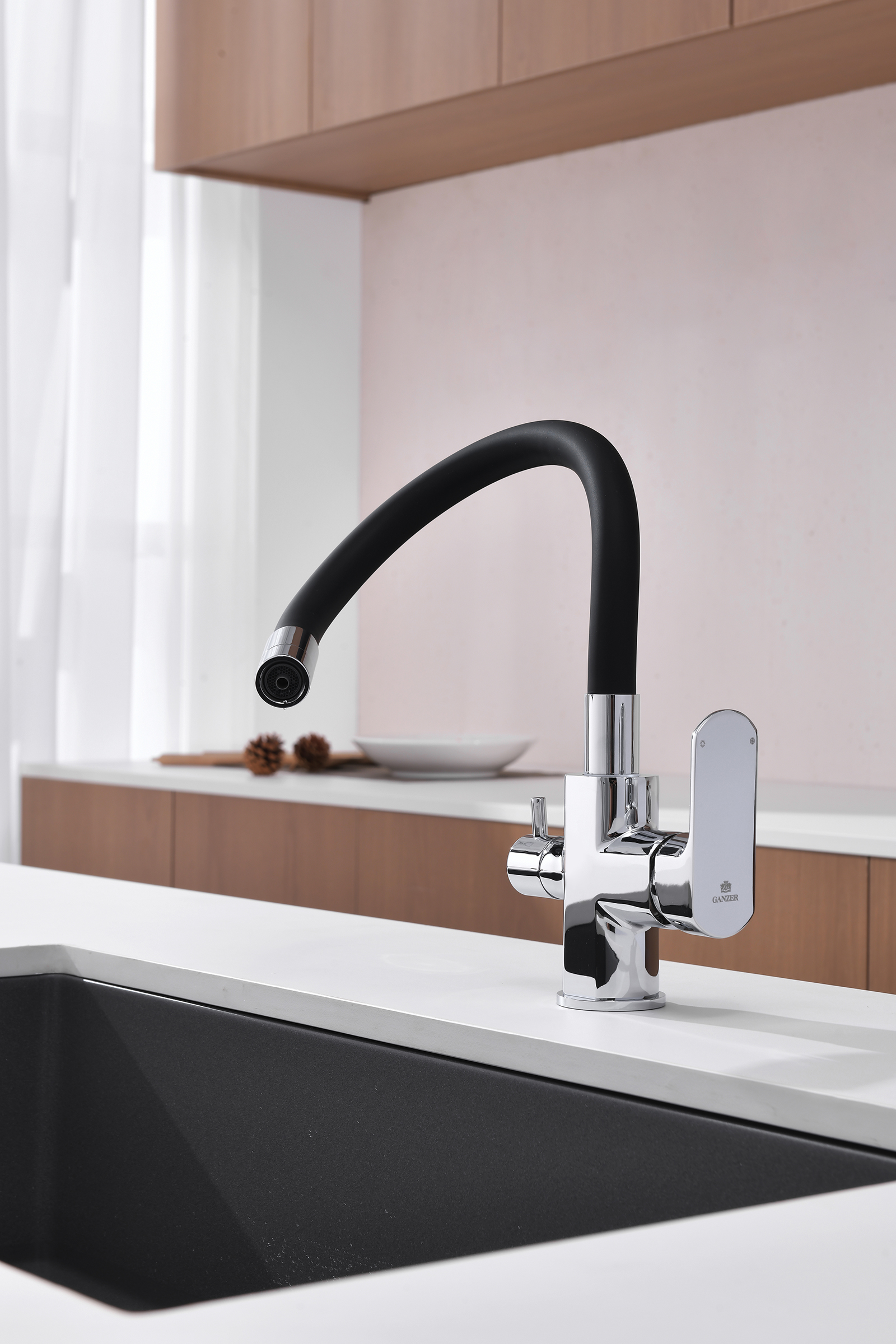 06127 Смеситель для кухни с гиб. изл. и под. фильтра (ХРОМ) GANZER (10/1шт)