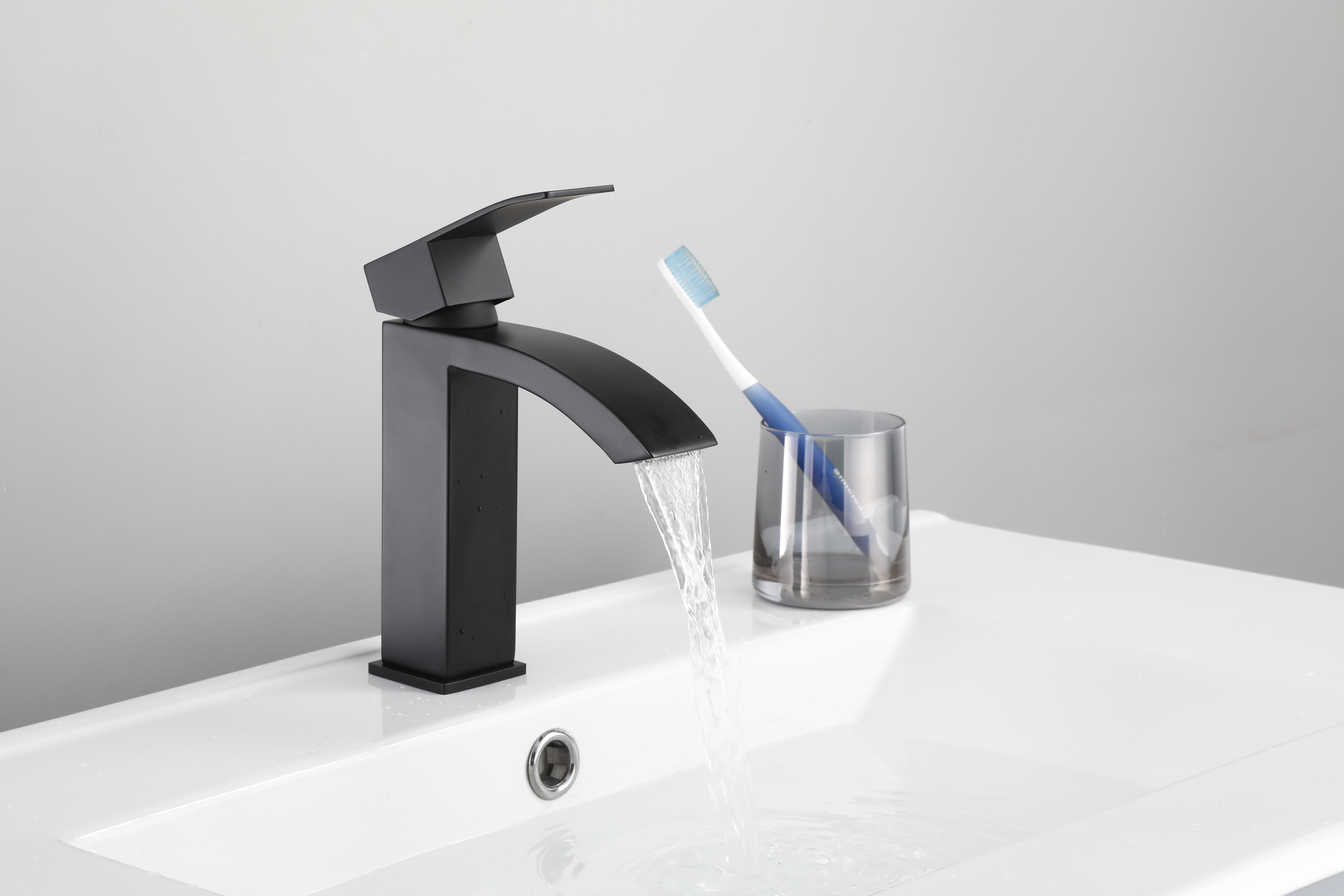 10044-C Смес. од. из НЕРЖ. для рак. (ЧЕРНЫЙ) HANSEN  (10/1шт)