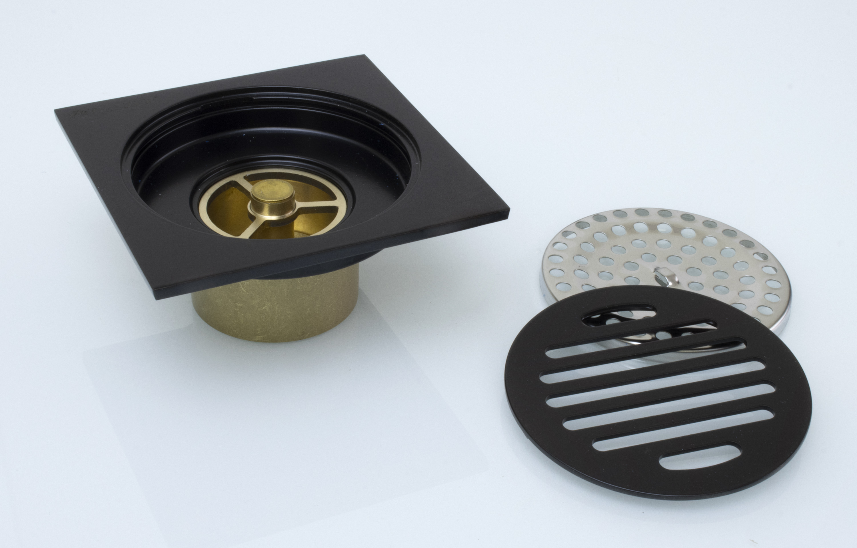 Трап прямой 10 х 10  (ЧЕРНЫЙ)  GANZER  (60/1шт)