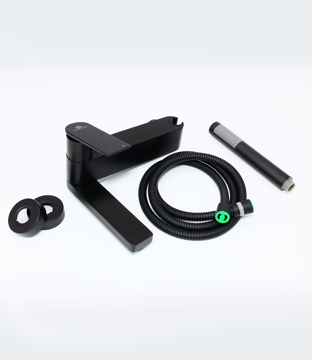 07031-C Смеситель однорычажный для ванны (ЧЕРНЫЙ) "GANZER" (5/1шт)