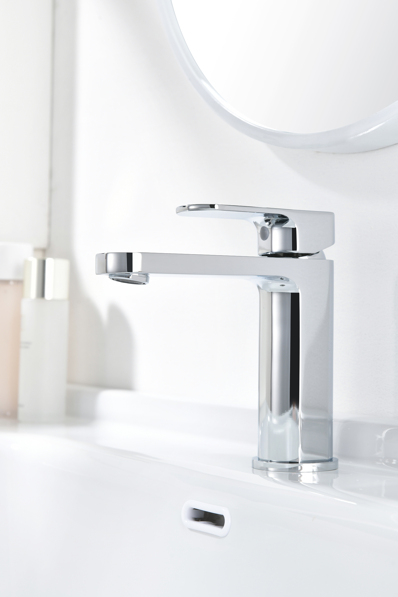 06111 Смеситель од. для раковины (ХРОМ) GANZER (10/1шт)