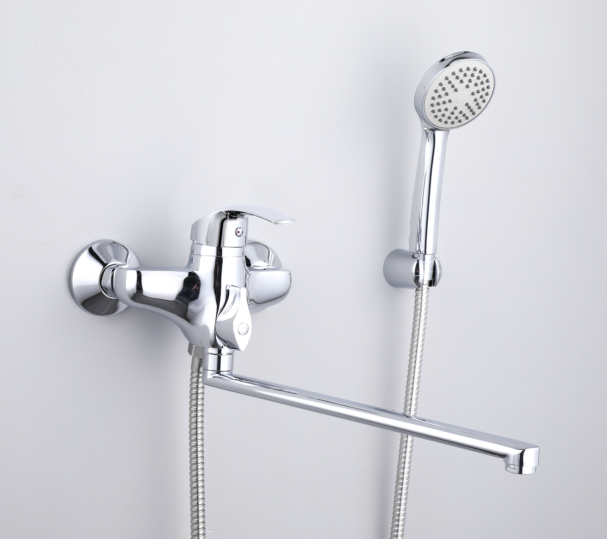 22021 Смеситель для ванны HANSEN  (10/1шт)