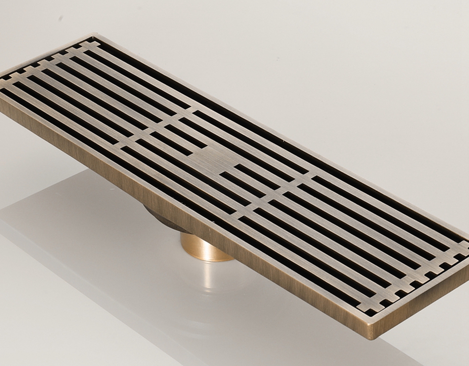 Трап прямой с обр. клап/ 08 х 30 (БРОНЗА) HANSEN (18/1шт)