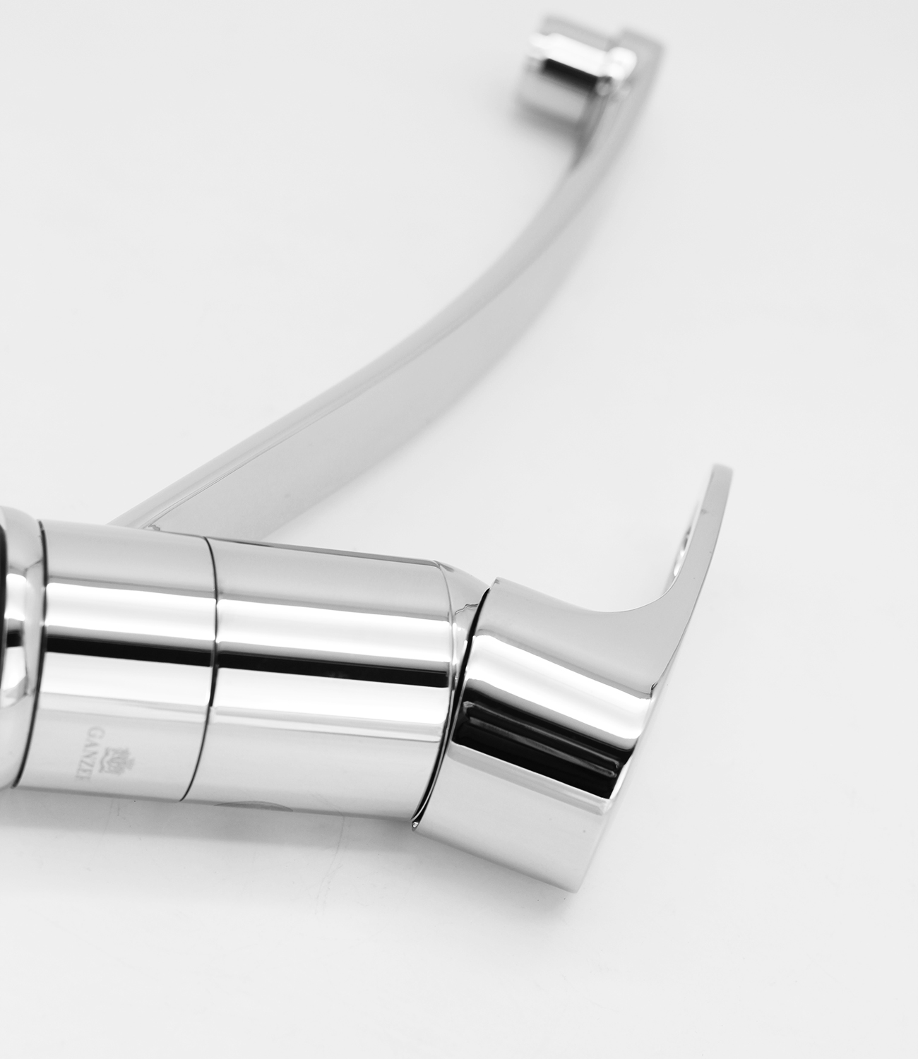 10022 Смеситель однорычажный  "GANZER"  (10/1шт)