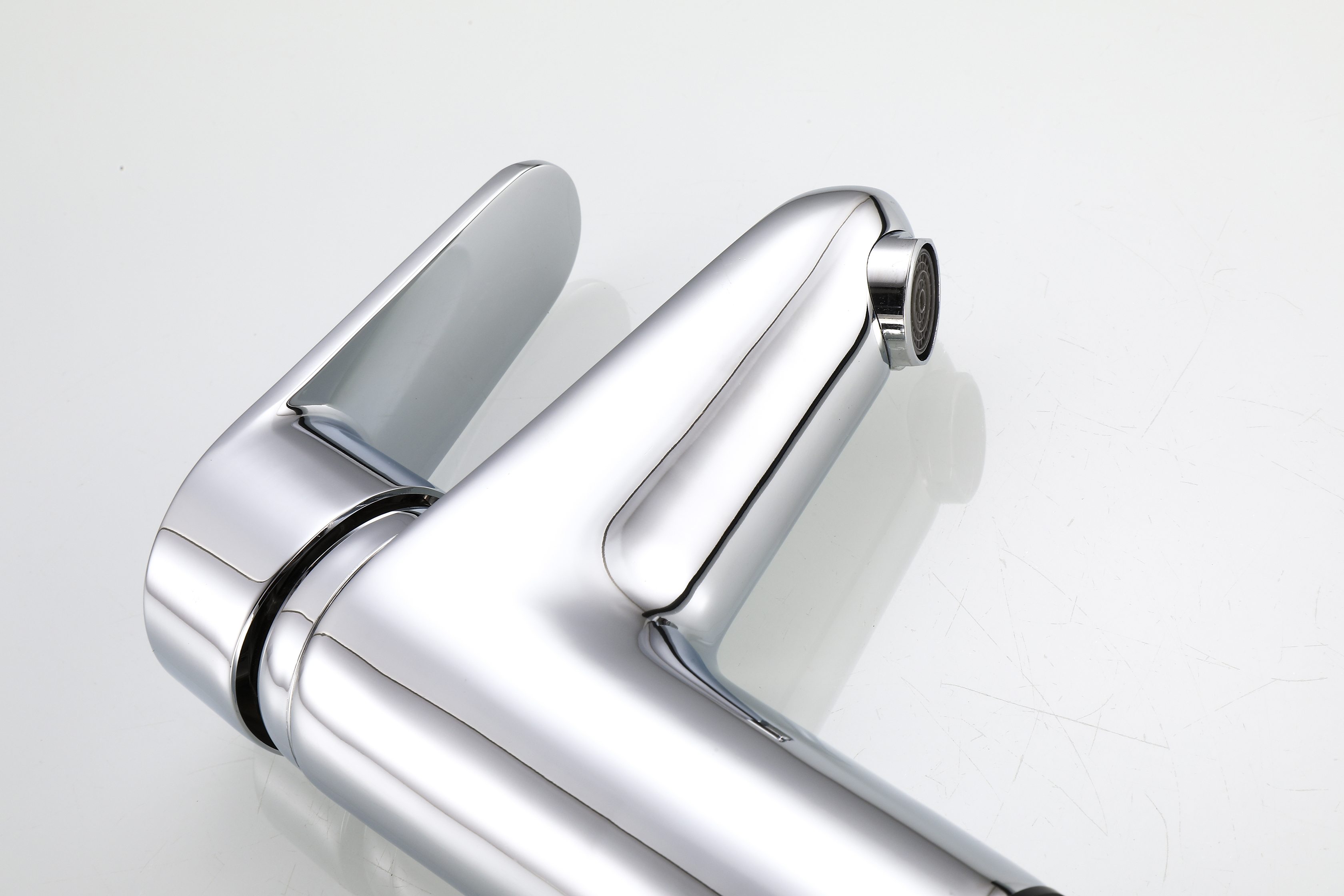 10023 Смеситель для умывальника (ХРОМ) HANSEN  (10/1шт)