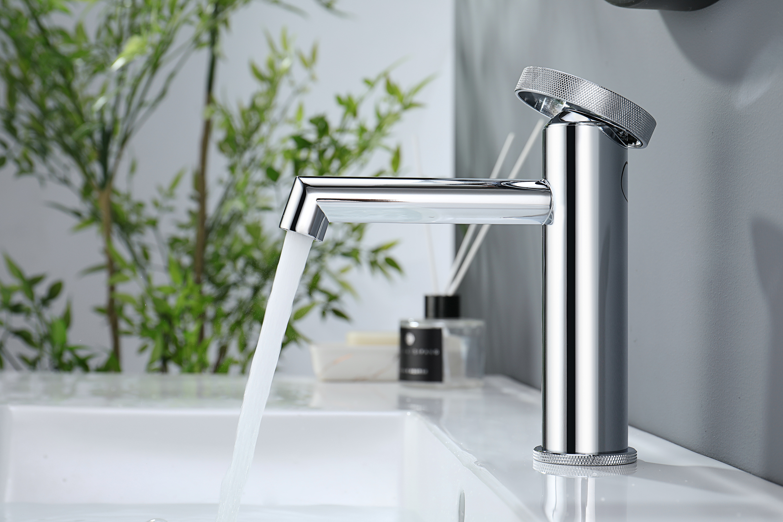 19111 Смеситель од. для раковины (ХРОМ) GANZER (10/1шт)