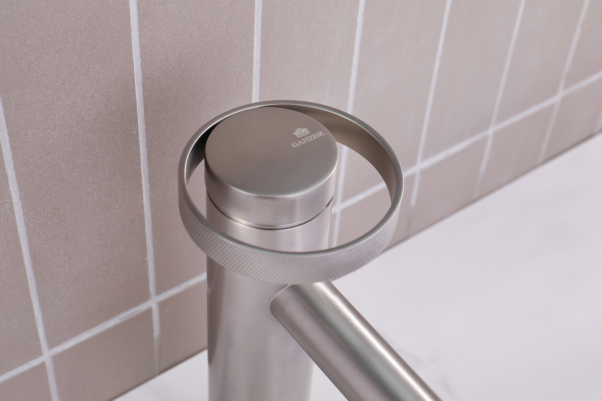 19111-G Смеситель од. для раковины (САТИН) GANZER (10/1шт)