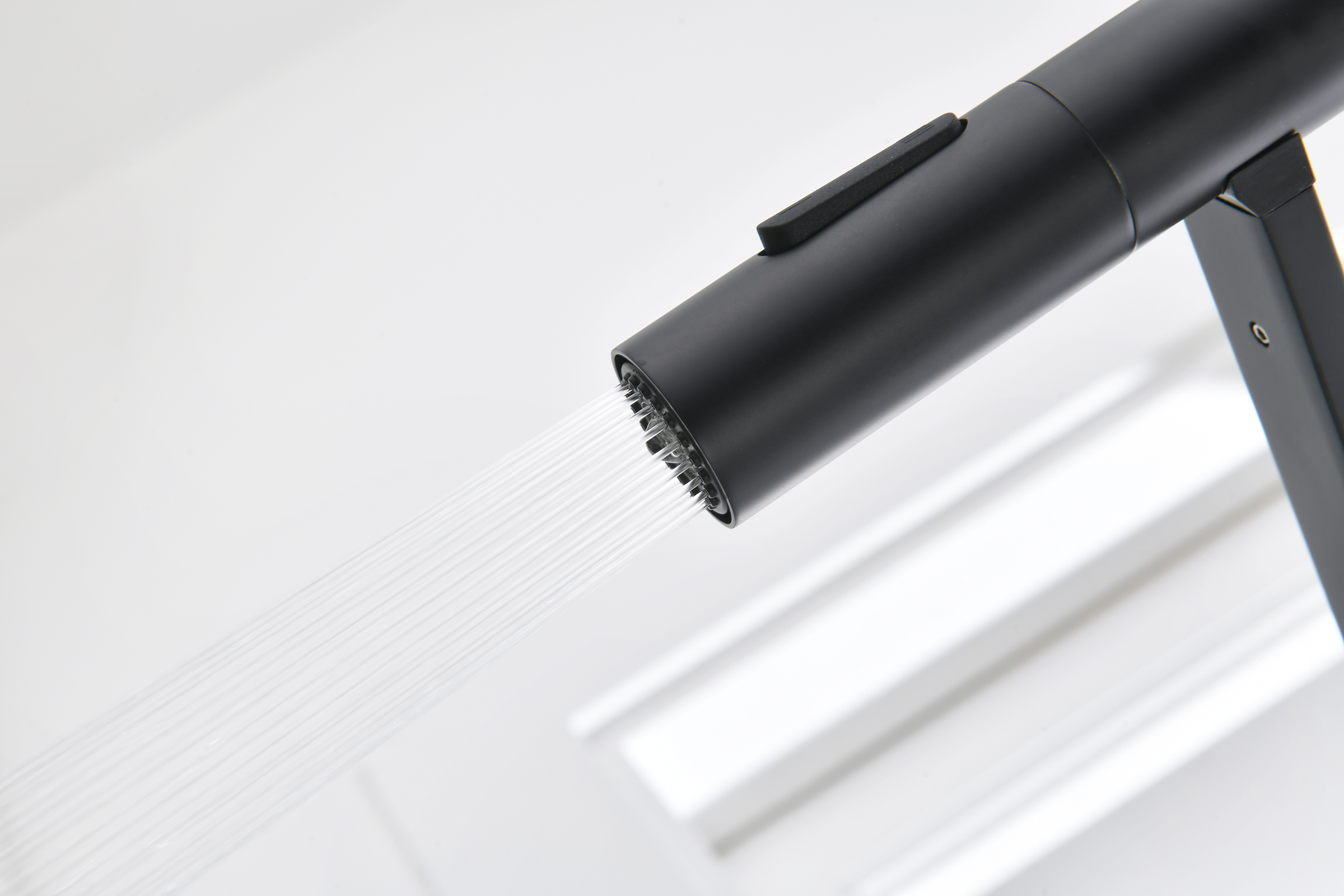 12127-C Смеситель для кухни с гиб. МАГНИТ. изливом (ЧЕР.+ЧЕР.) GANZER (10/1шт)