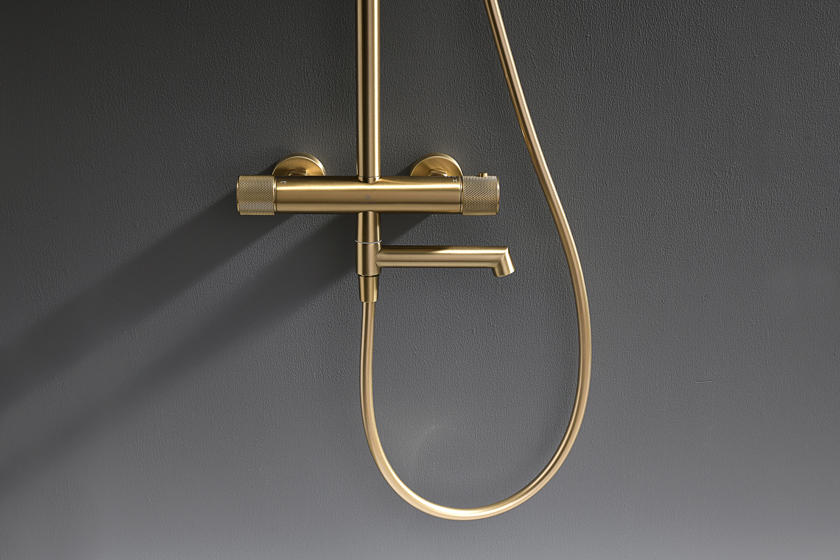 19170-S Душевая система с термостатом (Мат. Золото) GANZER (5/1шт)