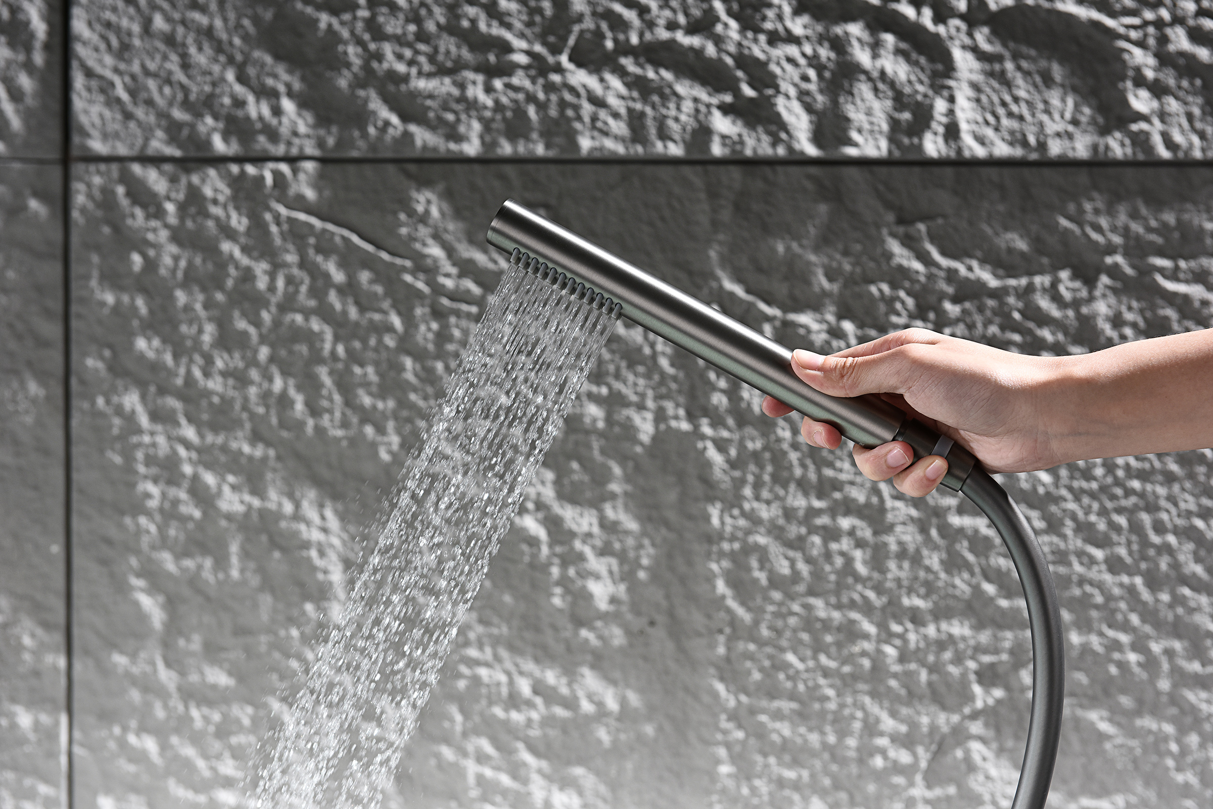 19181-Q Смеситель напольный для ванны (ГРАФИТ) GANZER  (5/1шт)