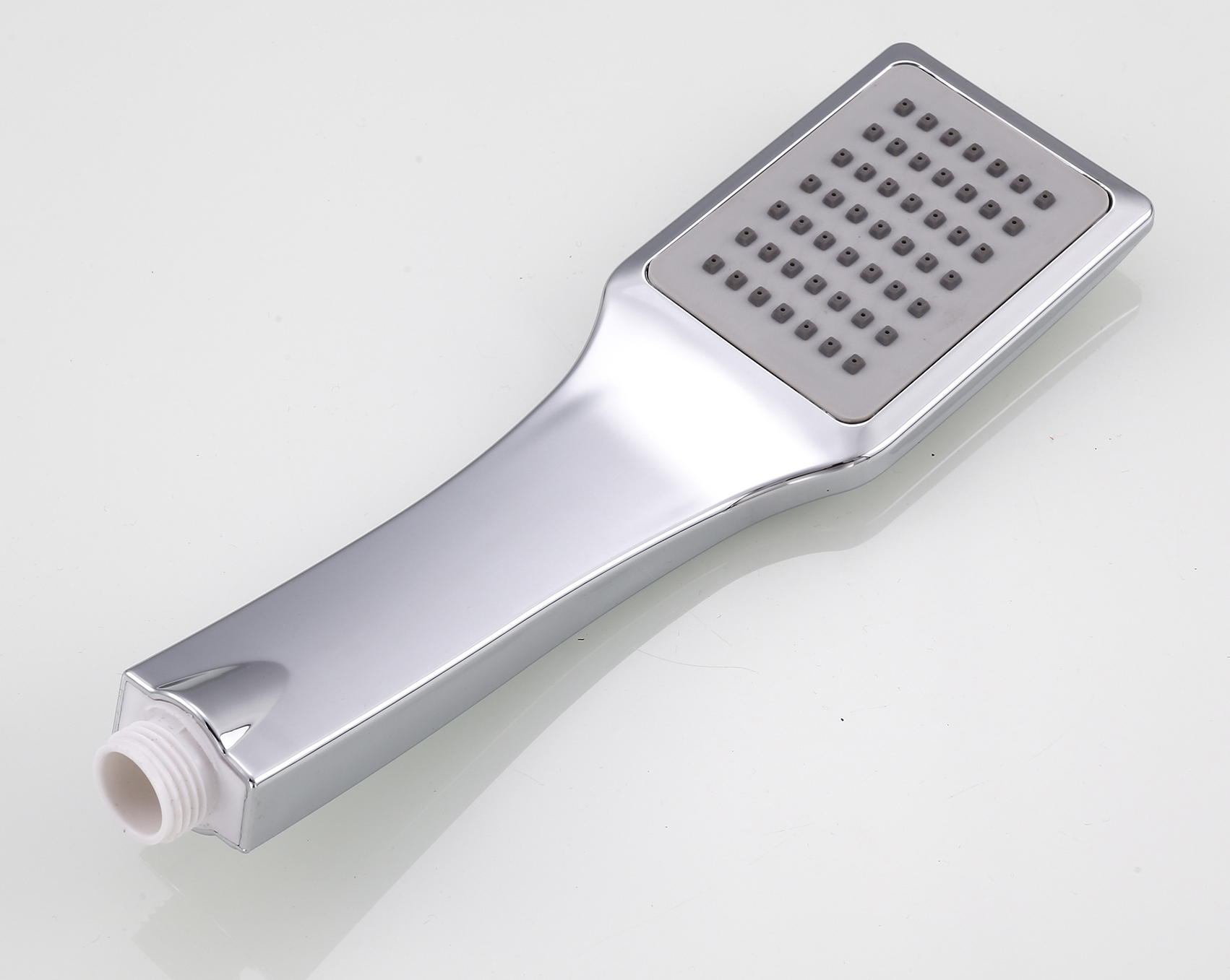 22009 Однр. смеситель для ванны  HANSEN  (10/1шт)