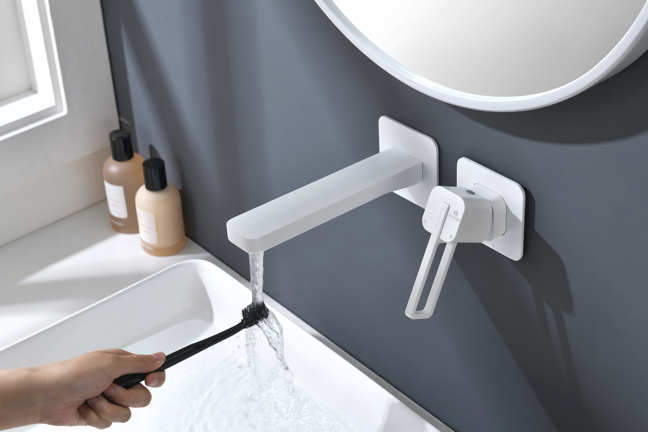 12144-F Встроенный смес для рак. (БЕЛЫЙ) GANZER  (10/1шт)