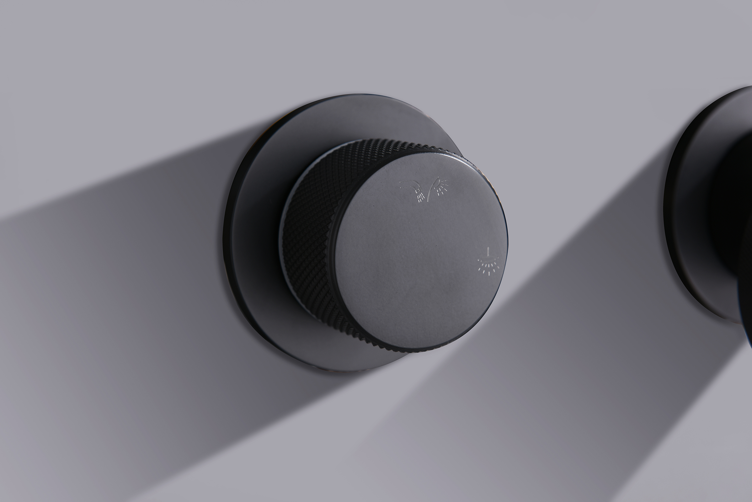 19165-C Смеситель встраиваемый для душа с 3-функ. (ЧЕРНЫЙ) GANZER (6/1шт)