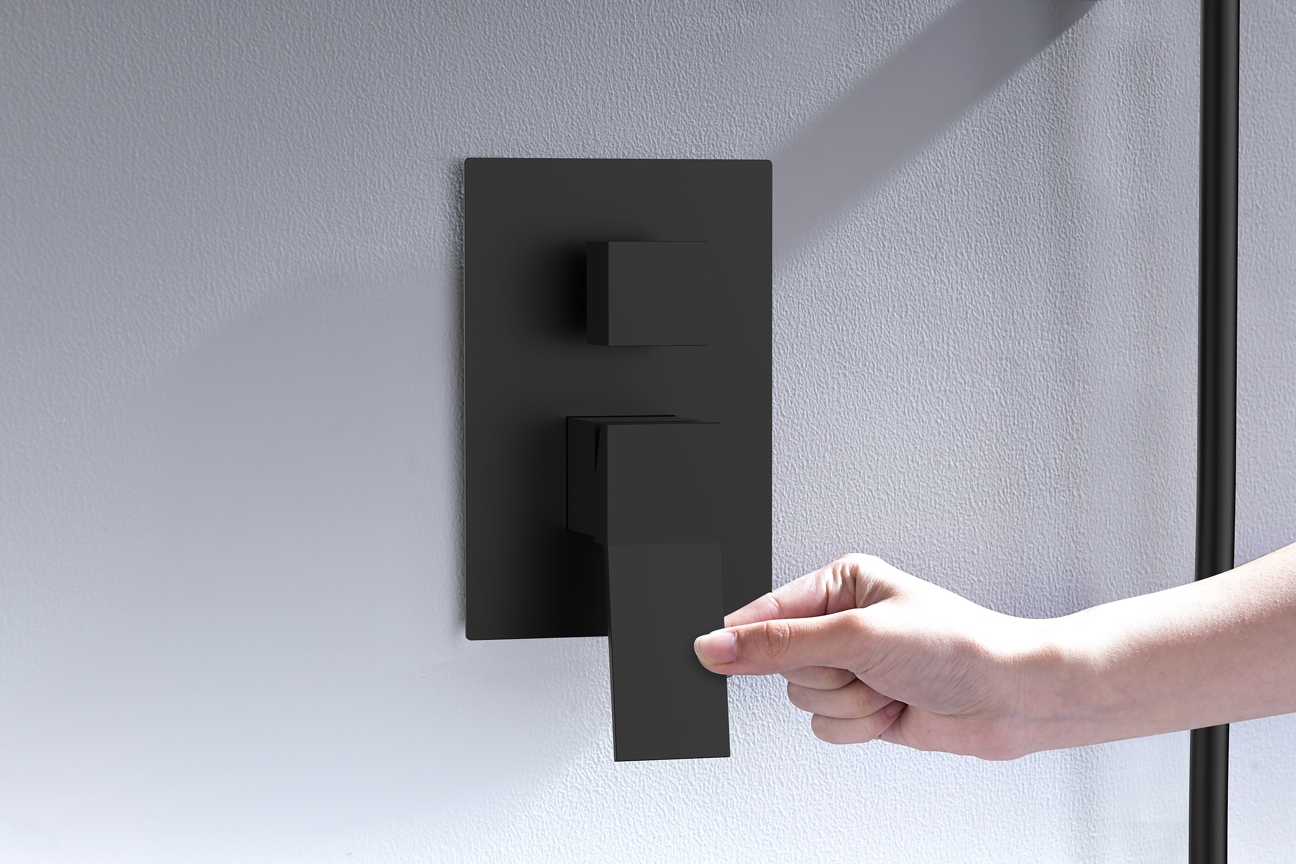 05165-C Смеситель встраиваемый для душа с 3-функ. (ЧЕРНЫЙ) GANZER (6/1шт)