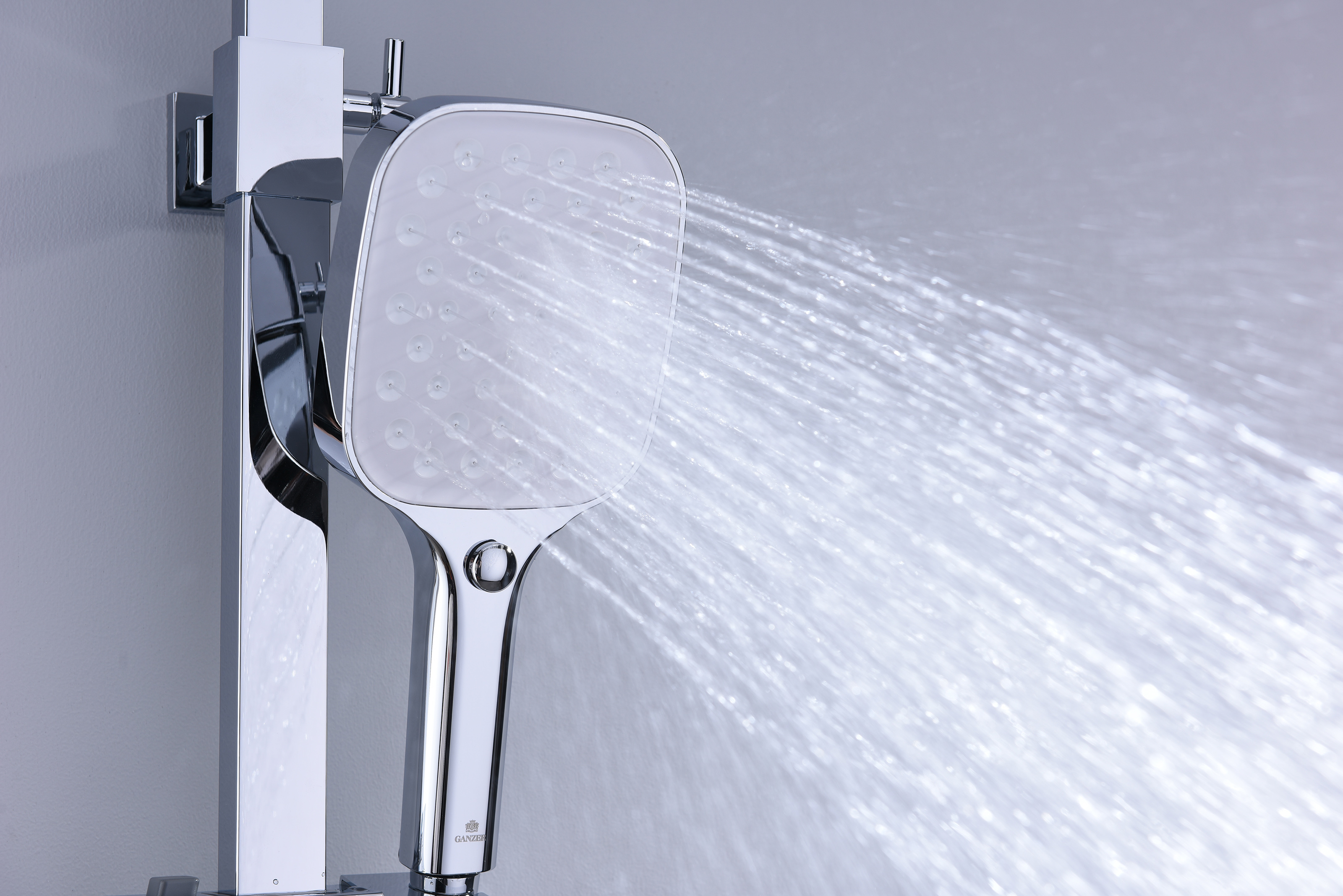 05162 Душевая система (ХРОМ) GANZER (5/1шт)
