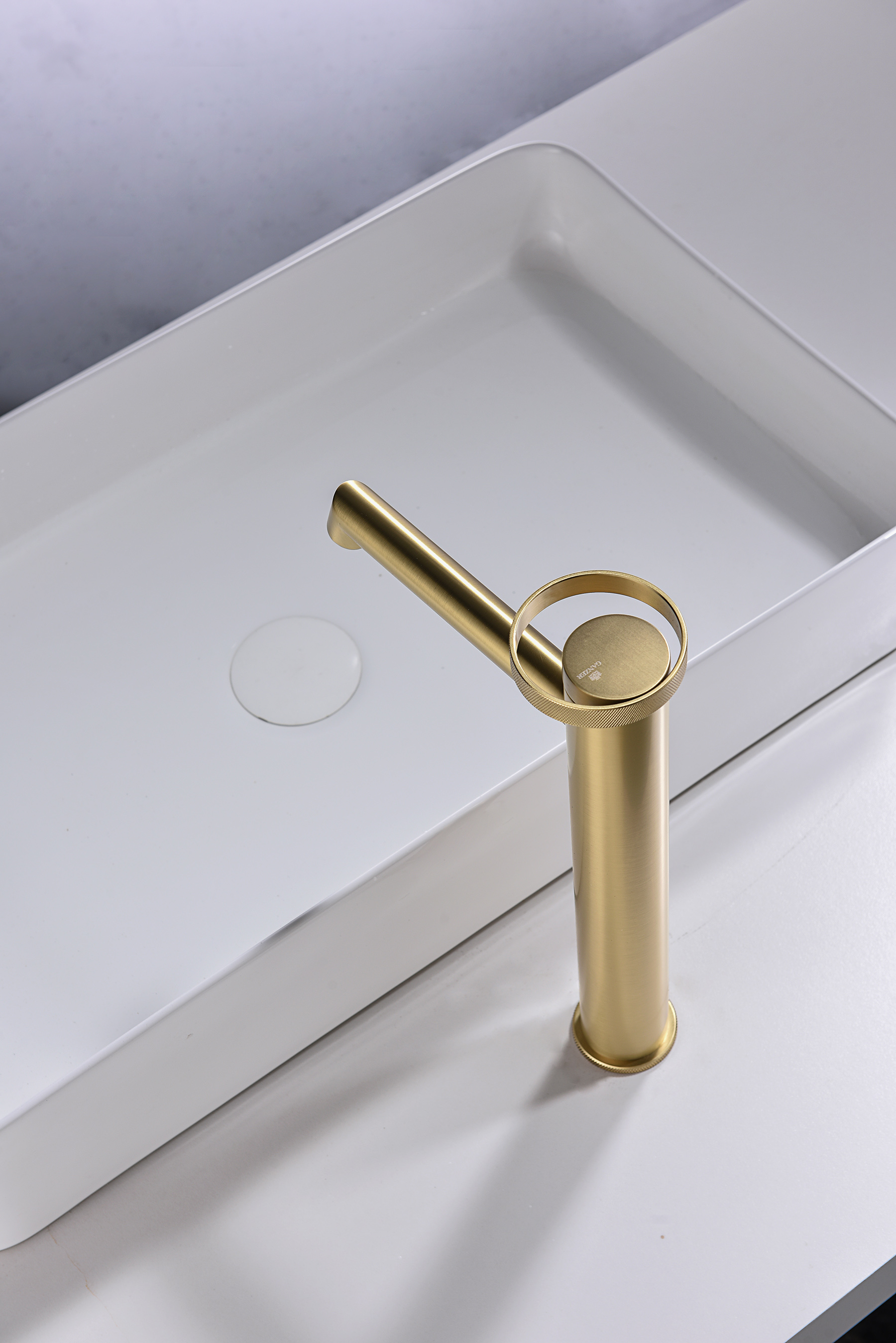 19112-S Смеситель од. для раковины-чаши (Мат. Золото) GANZER (10/1шт)