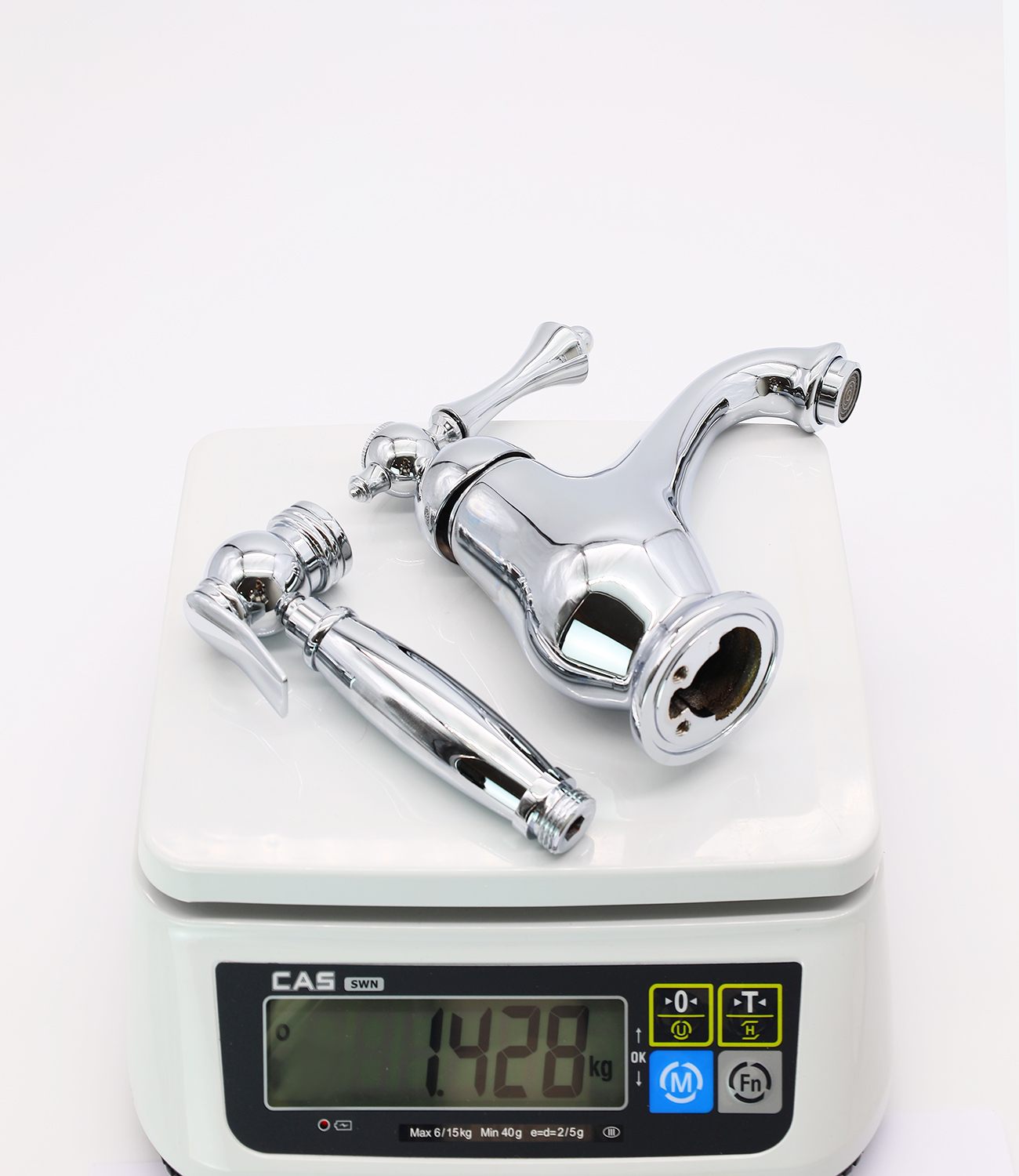 77051 Смеситель для умыв. с гиг. под. GANZER  (10/1шт)