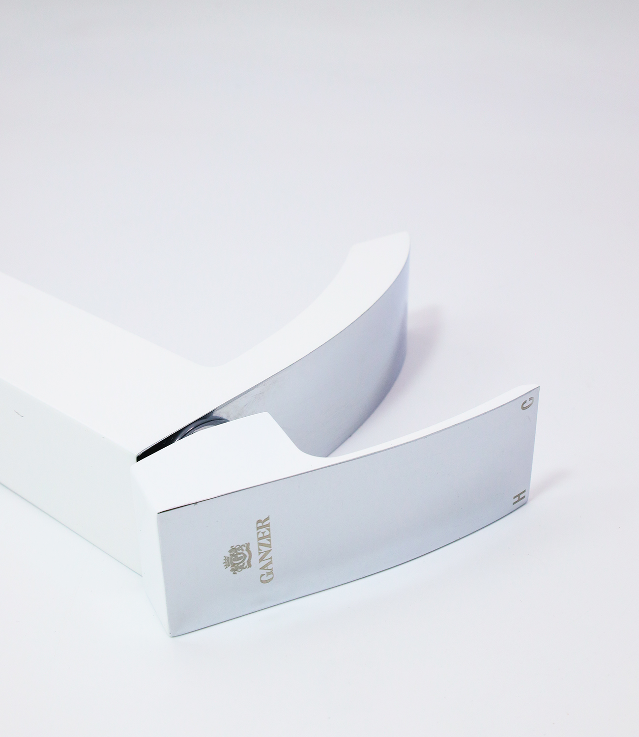 44011-F (25011-F) Смеситель для умывальника GANZER  (10/1шт) Л/К