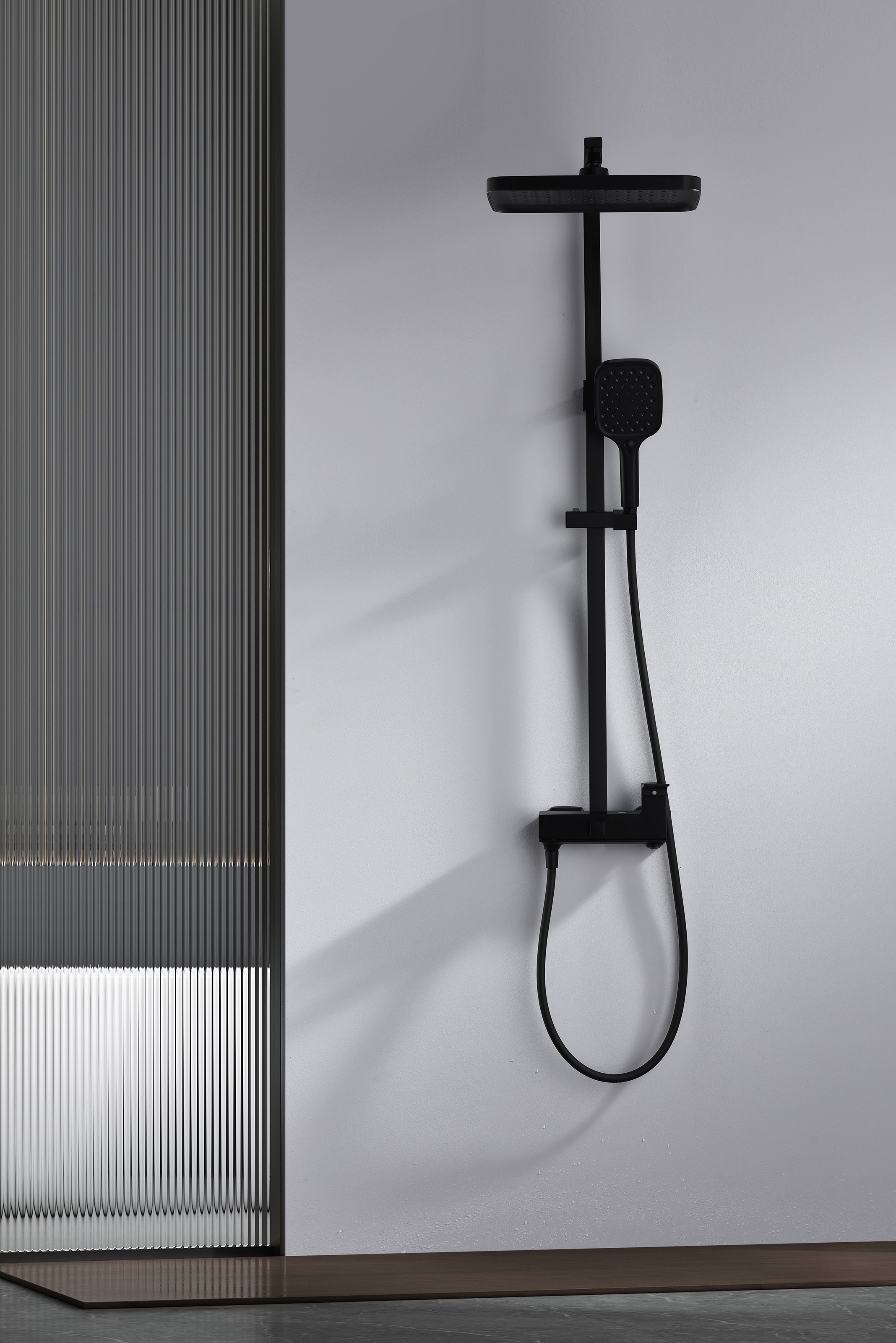 05162-C Душевая система (ЧЕРНЫЙ) GANZER (5/1шт)