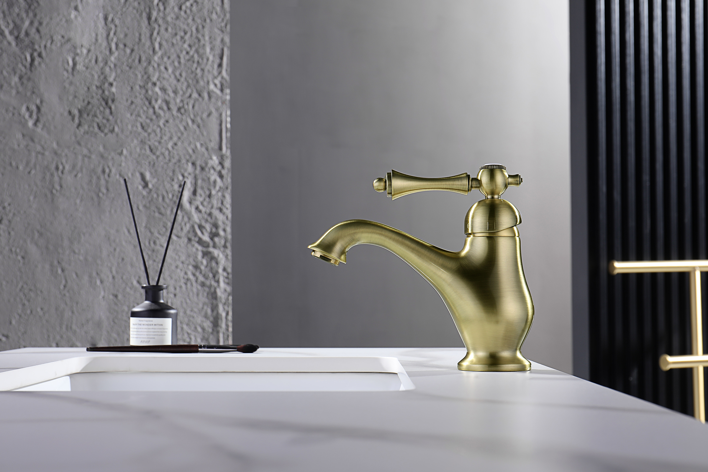 77111-D Смеситель для умыв. (БРОНЗА)  GANZER  (10/1шт)