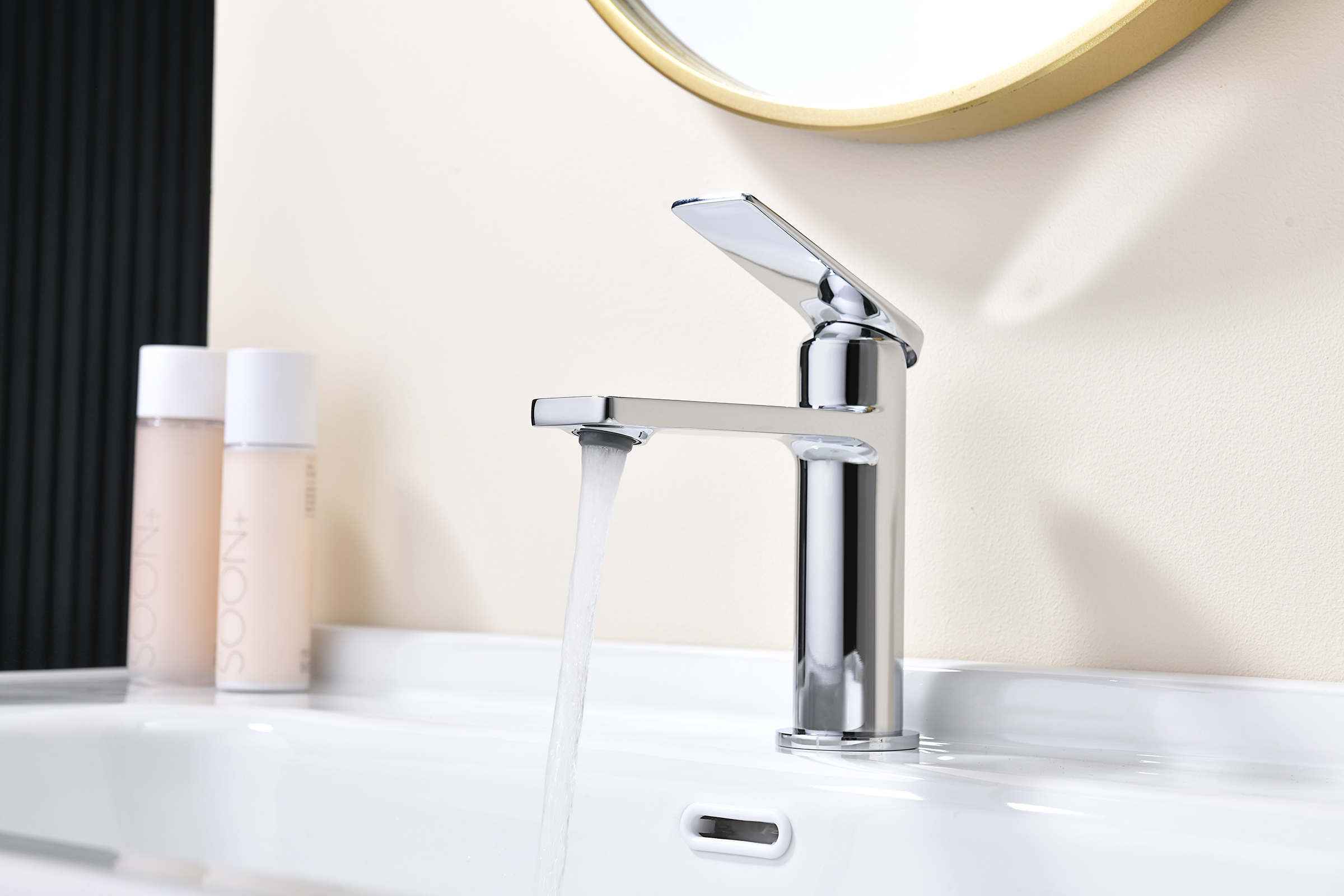 07111 Смеситель од. для раковины (ХРОМ) GANZER (10/1шт)