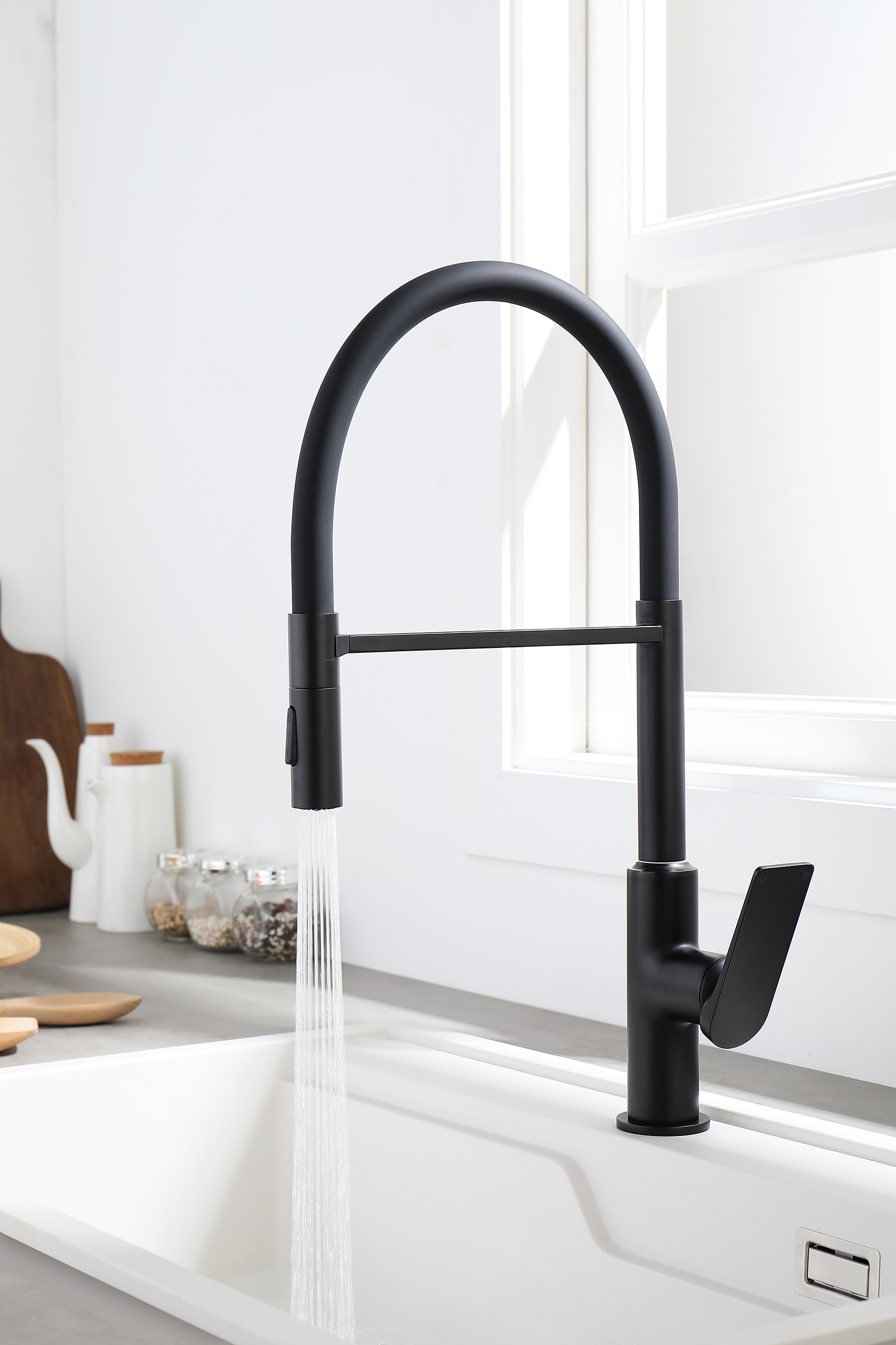 07126-C Смеситель для кухни с гиб. МАГНИТ. изливом (ЧЕР.+ЧЕР.) GANZER (10/1шт)