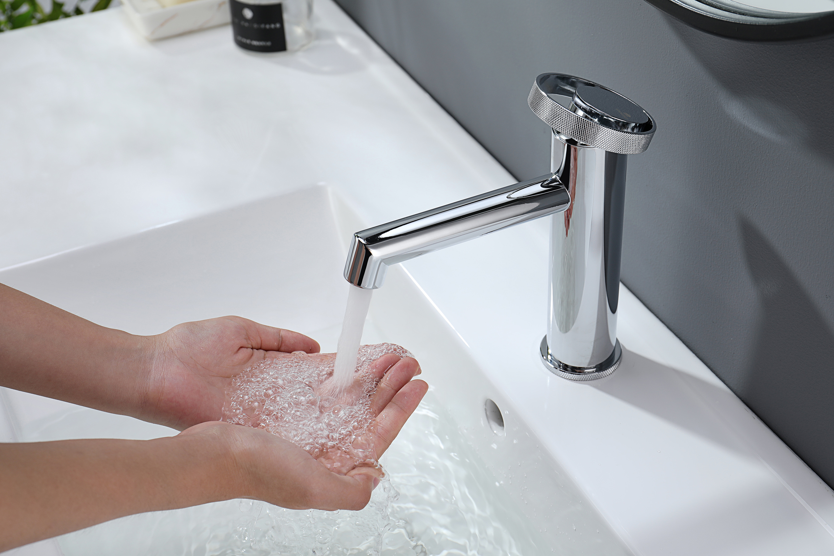 19111 Смеситель од. для раковины (ХРОМ) GANZER (10/1шт)