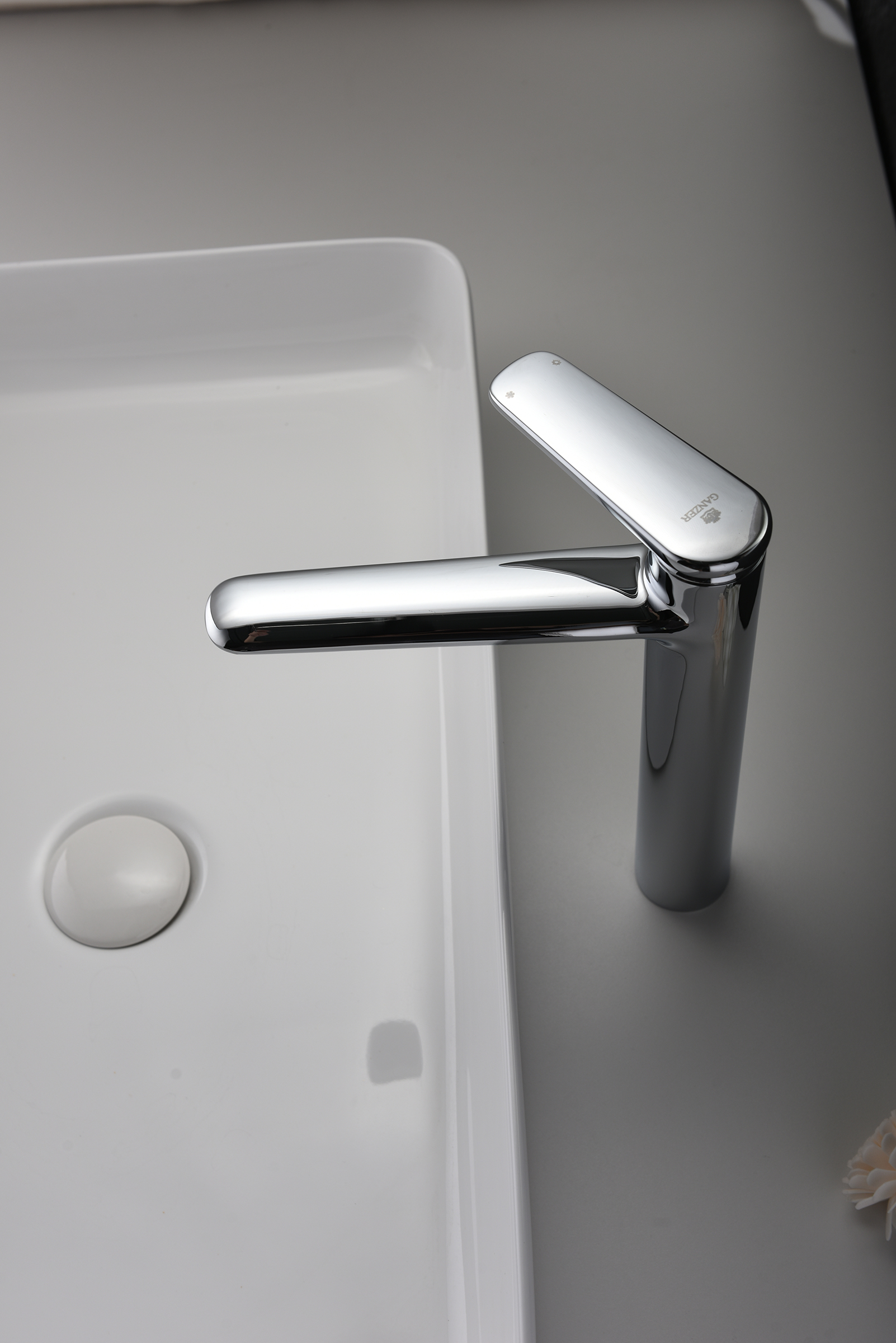 02112 Смеситель од. для раковины-чаши (ХРОМ) GANZER (10/1шт)