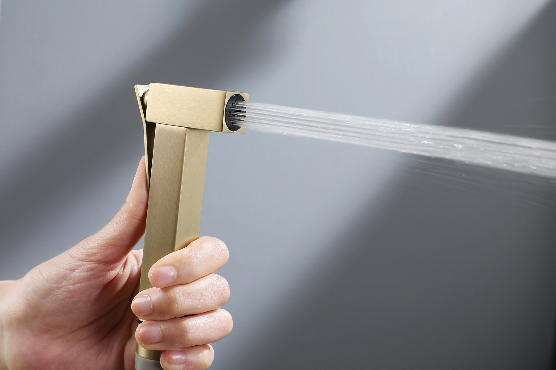 12157-S Смеситель встраиваемый с ГИГ. душем (Мат. Золото) GANZER (10/1шт)