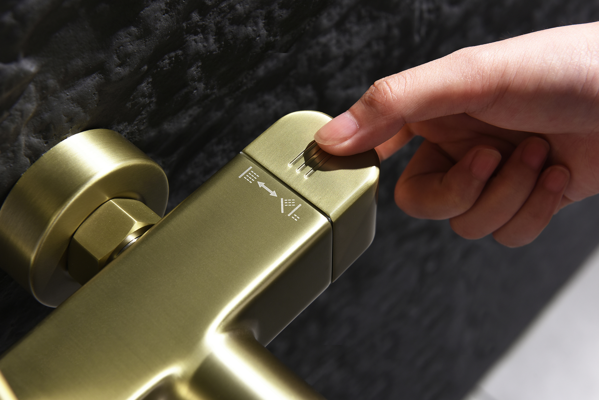 02162-S Душевая система (Мат. Золото) GANZER (5/1шт)