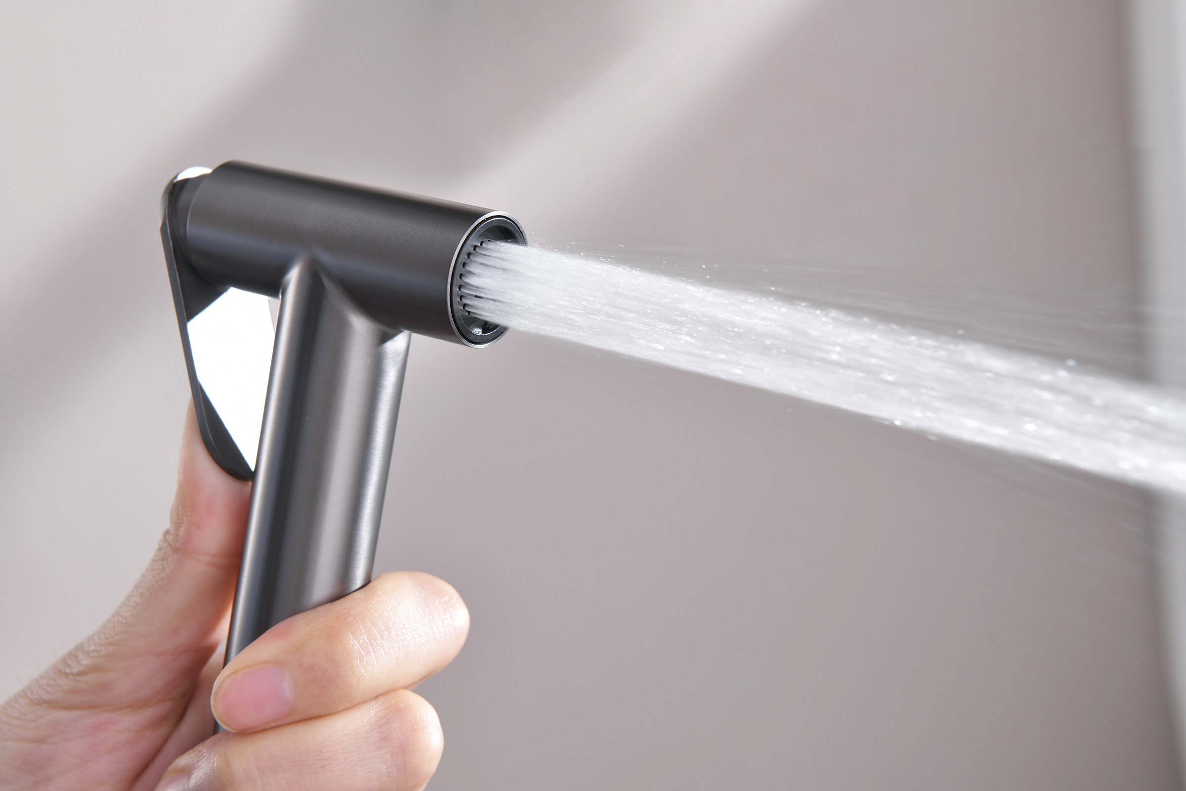 06157-Q Смеситель встраиваемый с ГИГ. душем (ГРАФИТ) GANZER (10/1шт)