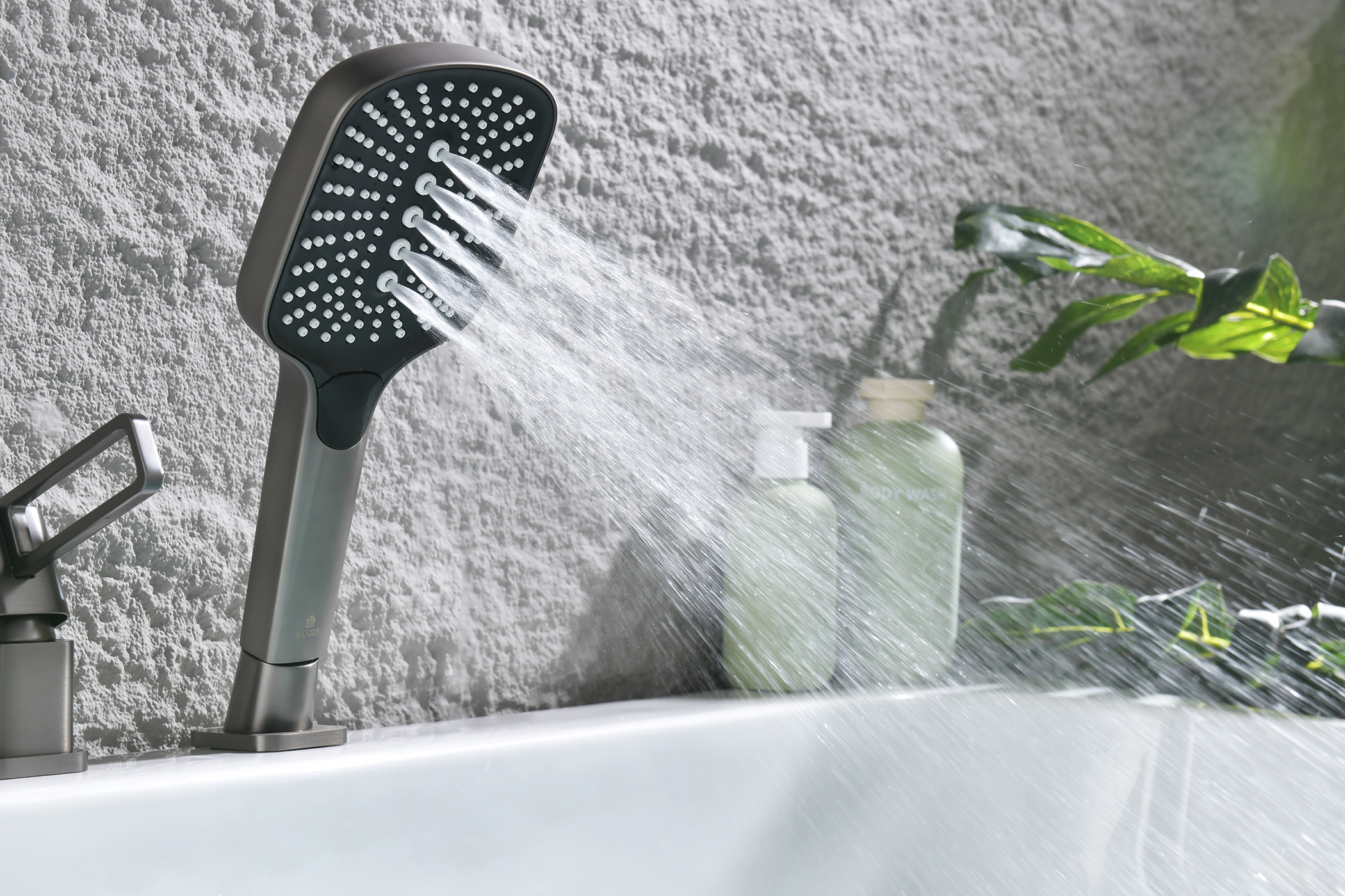 12133-Q Смеситель на борт ванны (3-отв,ГРАФИТ)  GANZER (10/1шт)