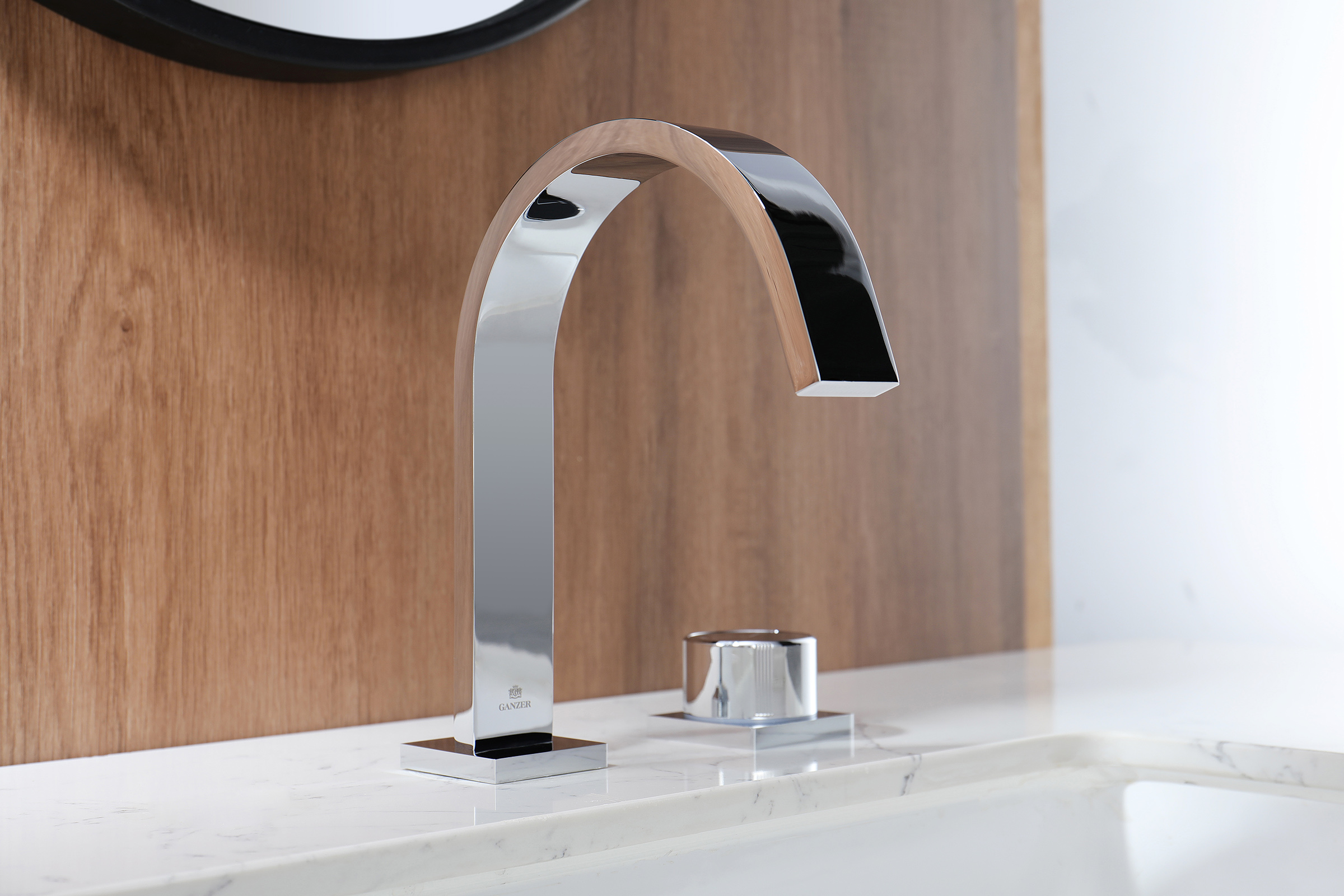 01111 Смеситель на борт раковины (2-отв,ХРОМ)  GANZER (10/1шт)