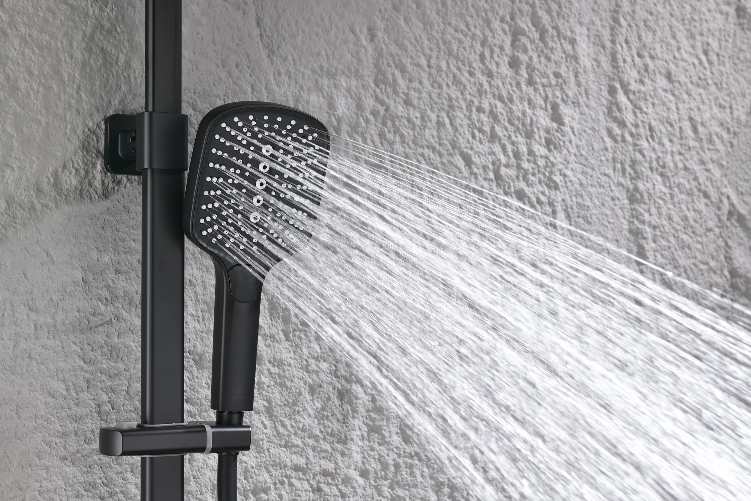 12163-C Душевая система (ЧЕРНЫЙ) GANZER (5/1шт)