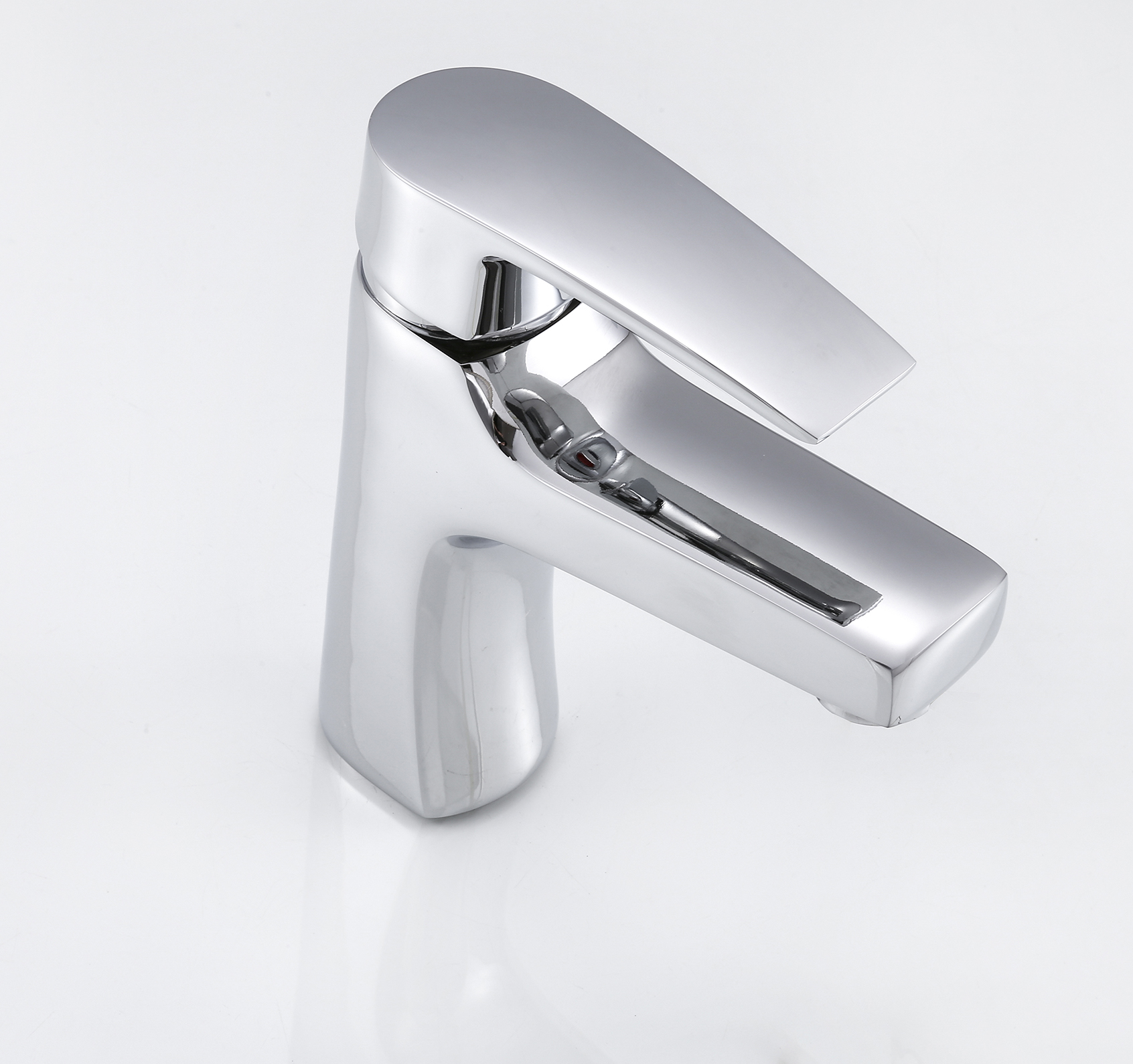 10011 Смеситель для умывальника HANSEN  (10/1шт)