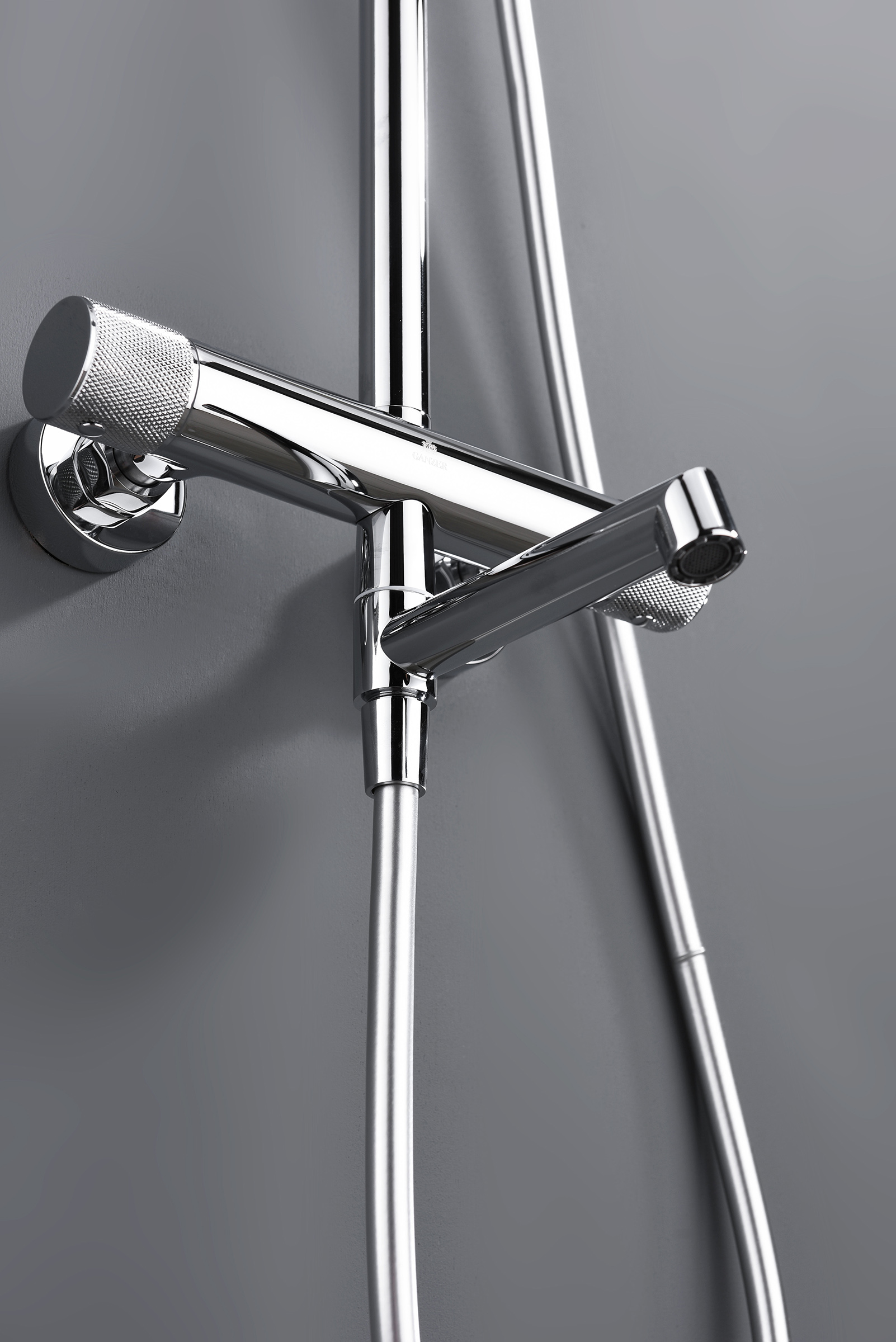 19170 Душевая система с термостатом (ХРОМ) GANZER (5/1шт)