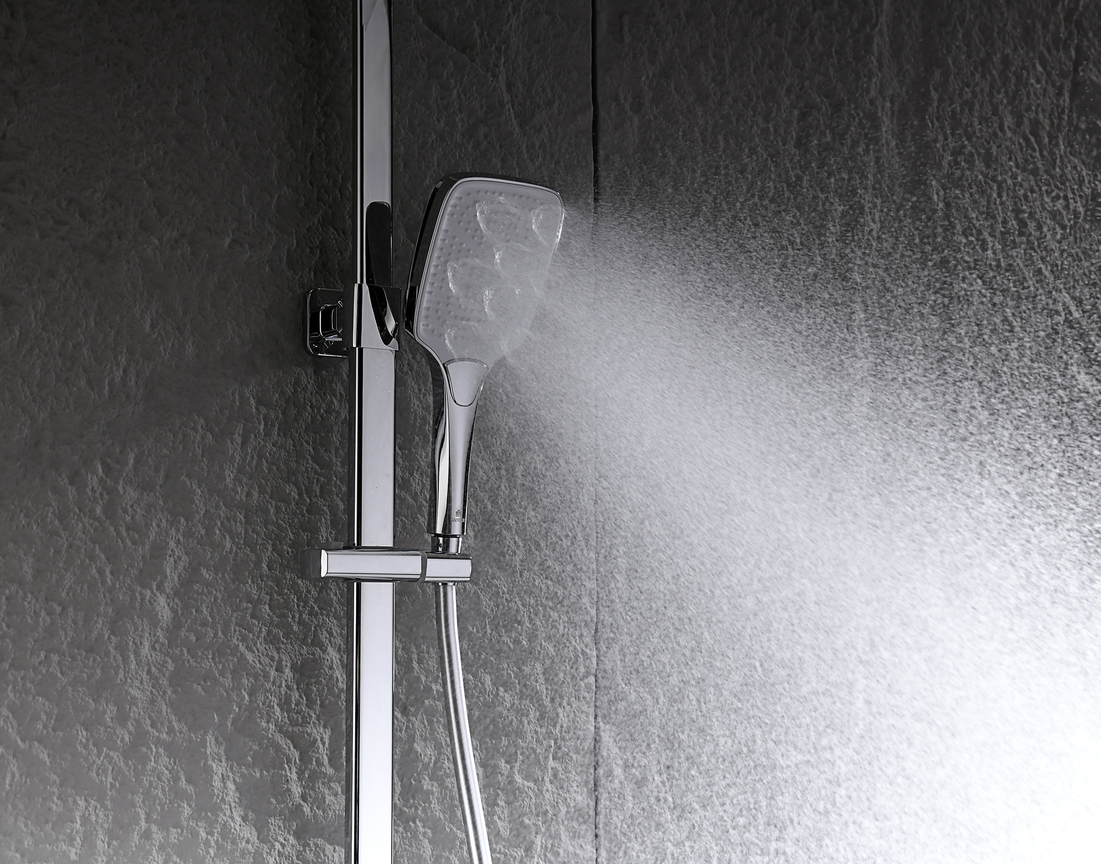 12071 Душевая система с термостатом (ХРОМ) GANZER (5/1шт)