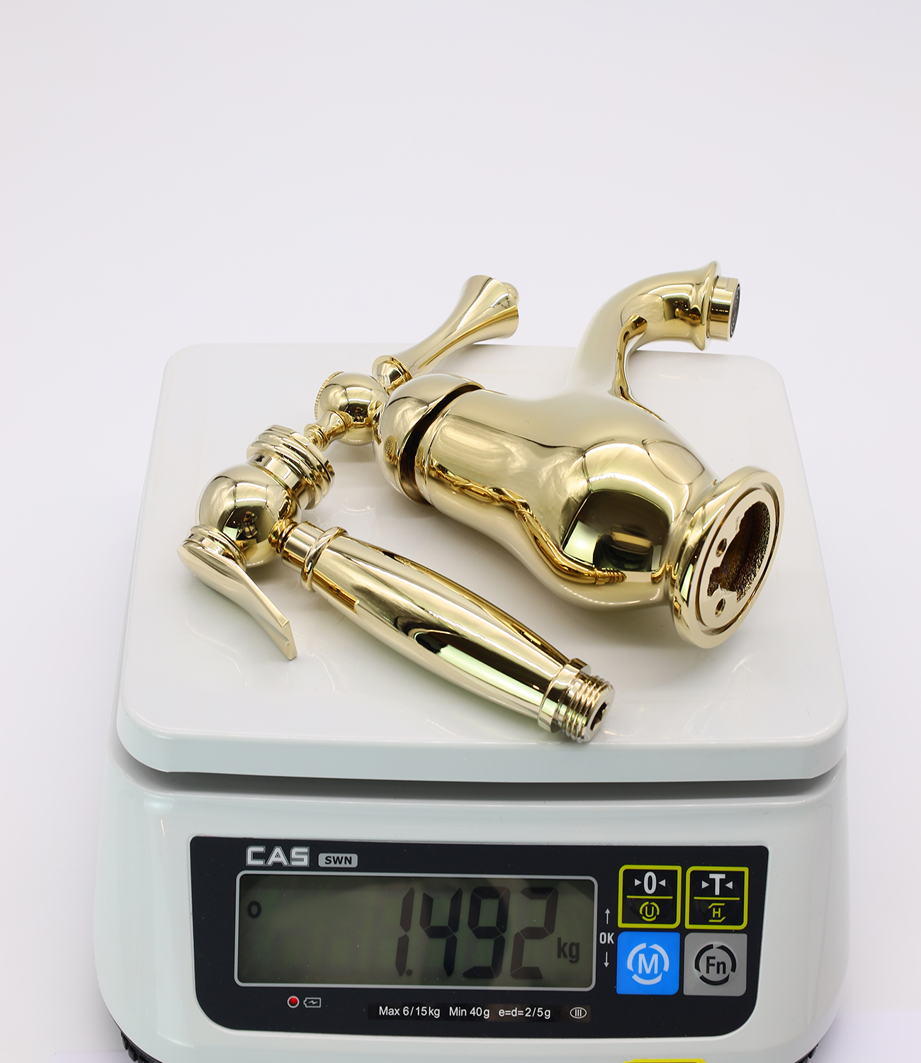 77051-E Смеситель для умыв. с гиг. под. (ЗОЛОТО)