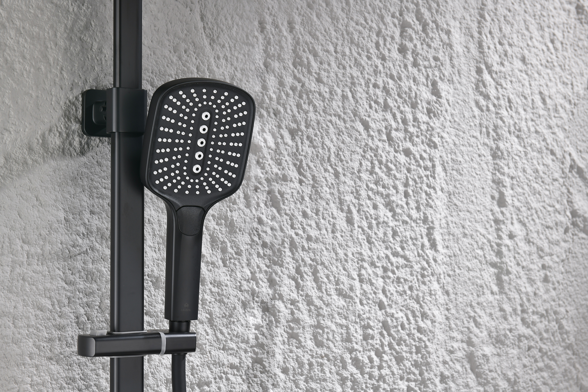 12163-C Душевая система (ЧЕРНЫЙ) GANZER (5/1шт)